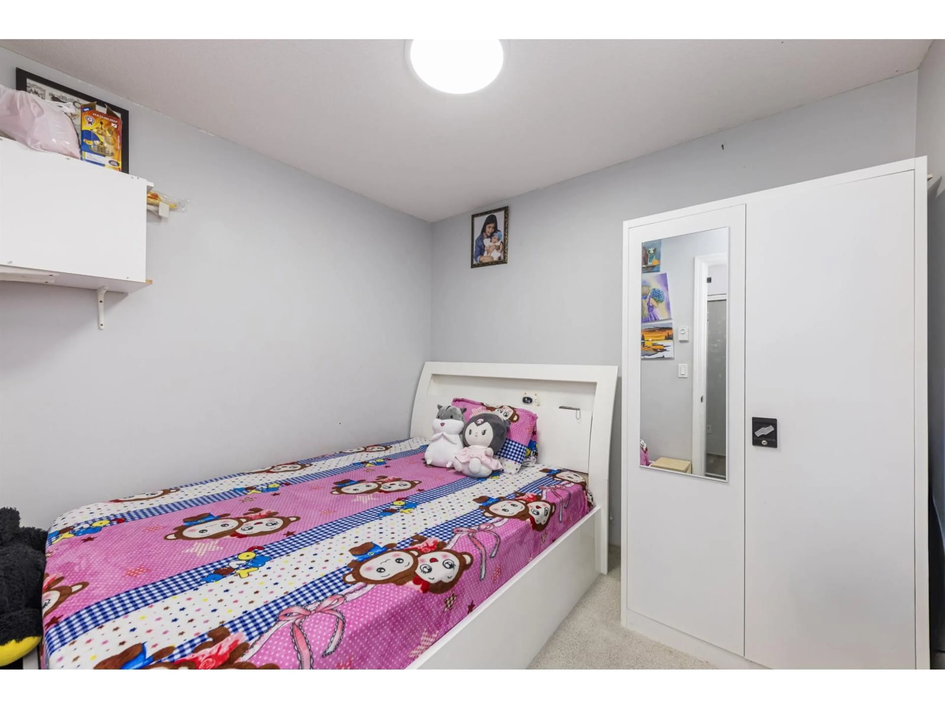 Bedroom with bed, unknown for 118 - 8068 120A STREET, Surrey British Columbia V3W3P3