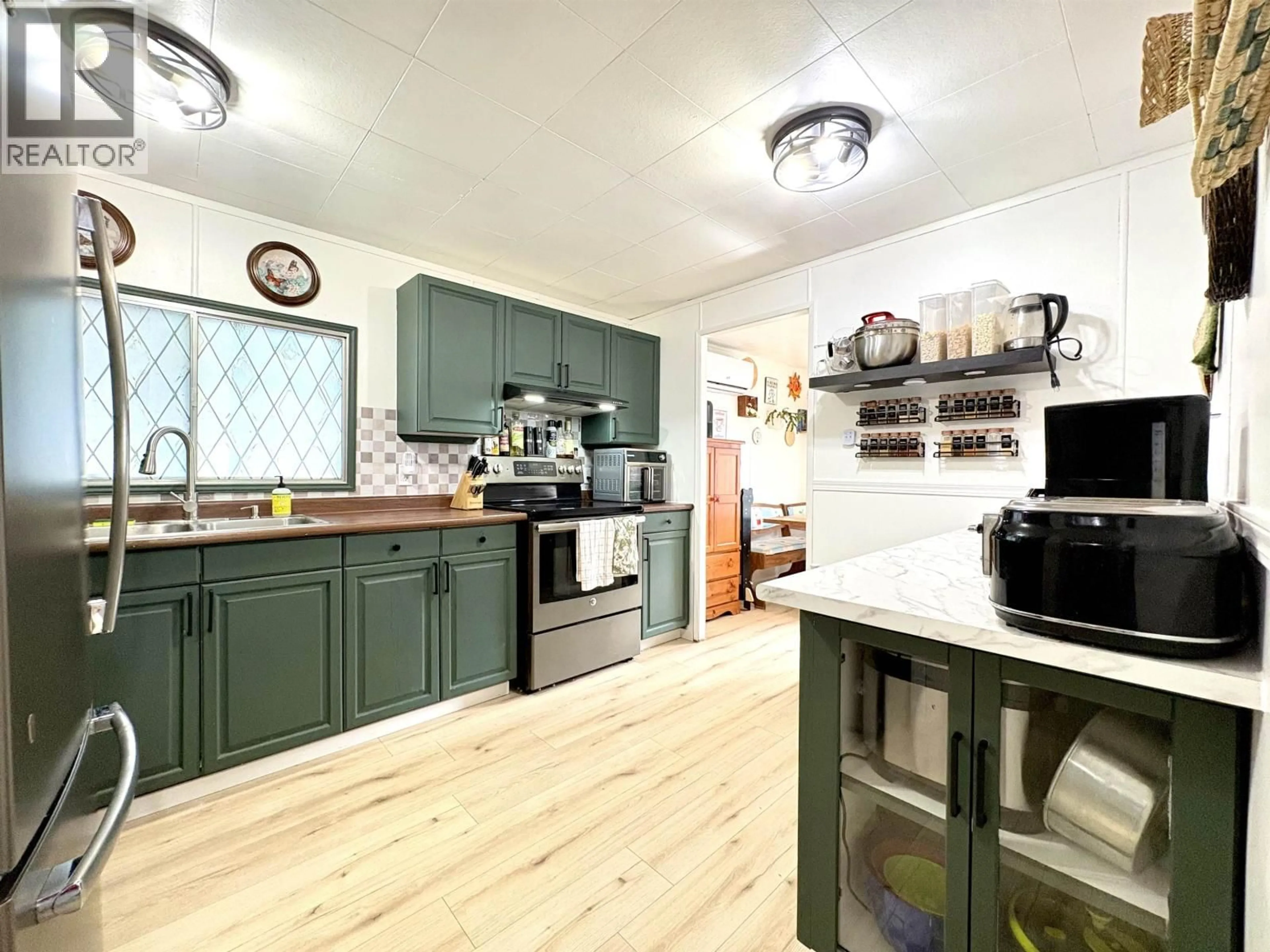 Open concept kitchen, unknown for 3984 GLENDALE DRIVE, Prince George British Columbia V2K2V5