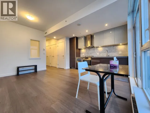 5203 - 4670 ASSEMBLY WAY, Burnaby 3