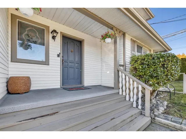 1191 FINLAY STREET, White Rock 5