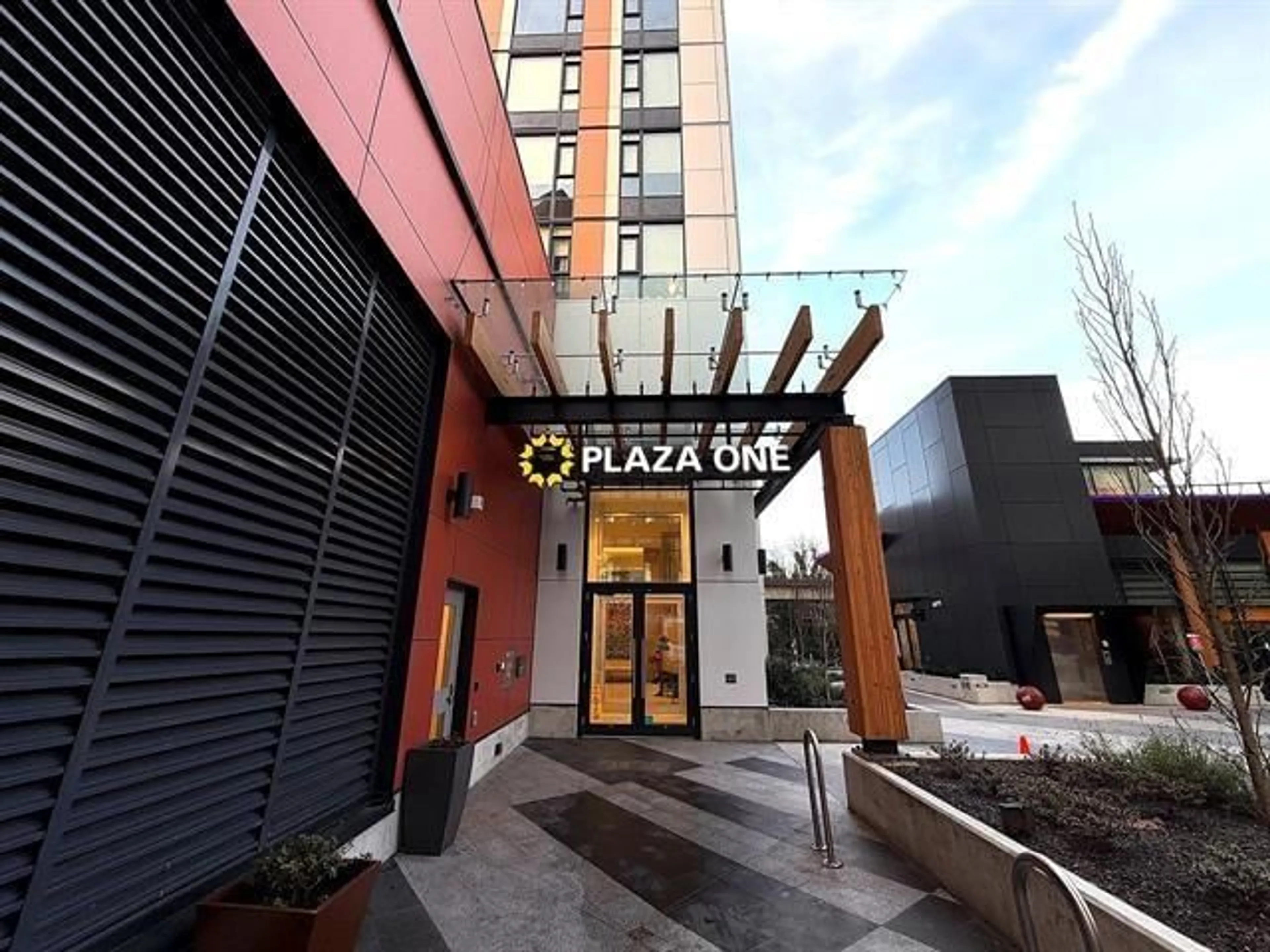 Patio, street for 3707 - 13725 GEORGE JUNCTION AVENUE, Surrey British Columbia V3T0V7