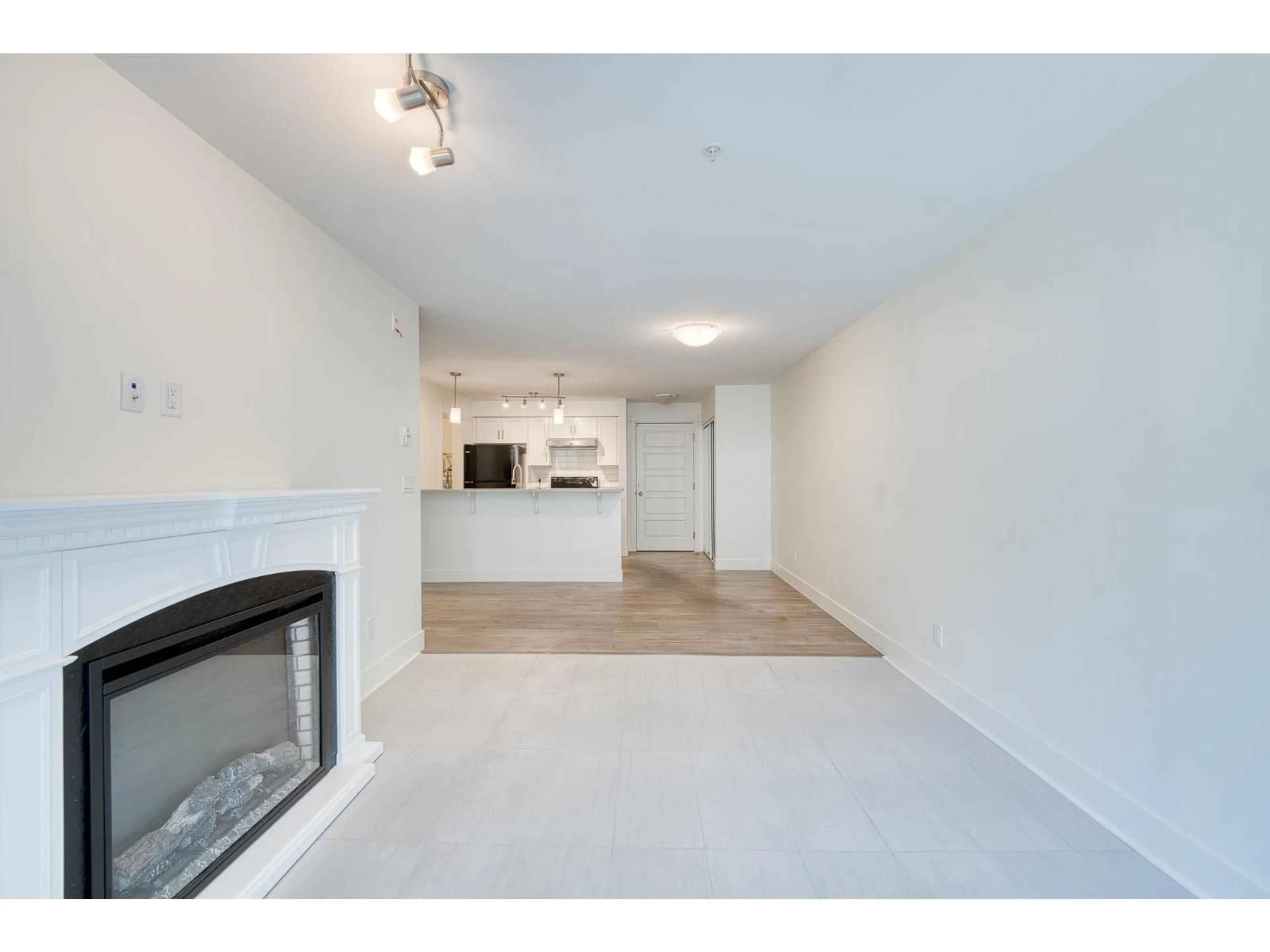 A pic of a room for 121 - 30515 CARDINAL AVENUE, Abbotsford British Columbia V2T0A8