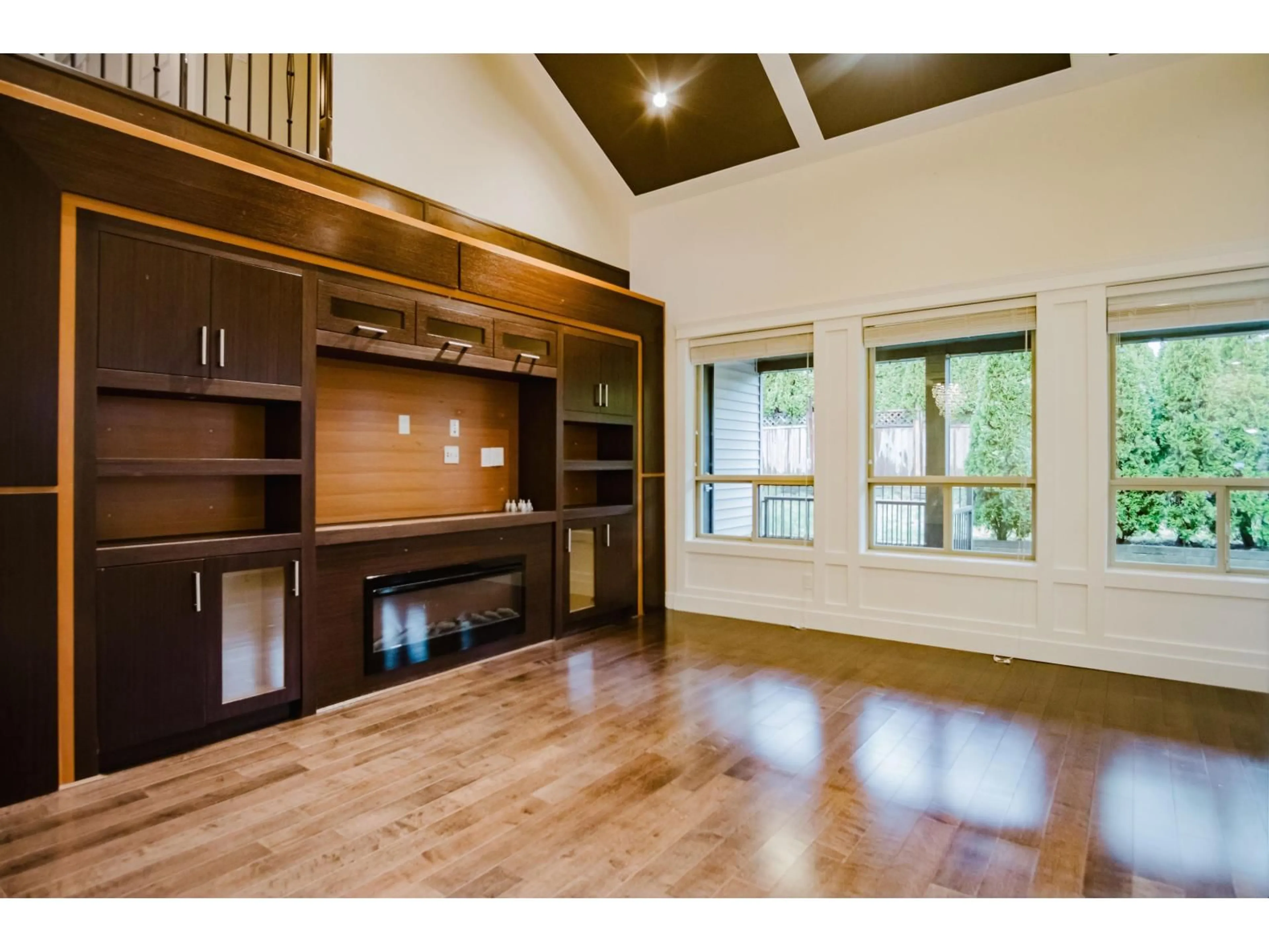 Unknown for 20539 68TH AVENUE, Langley British Columbia V2T3E2