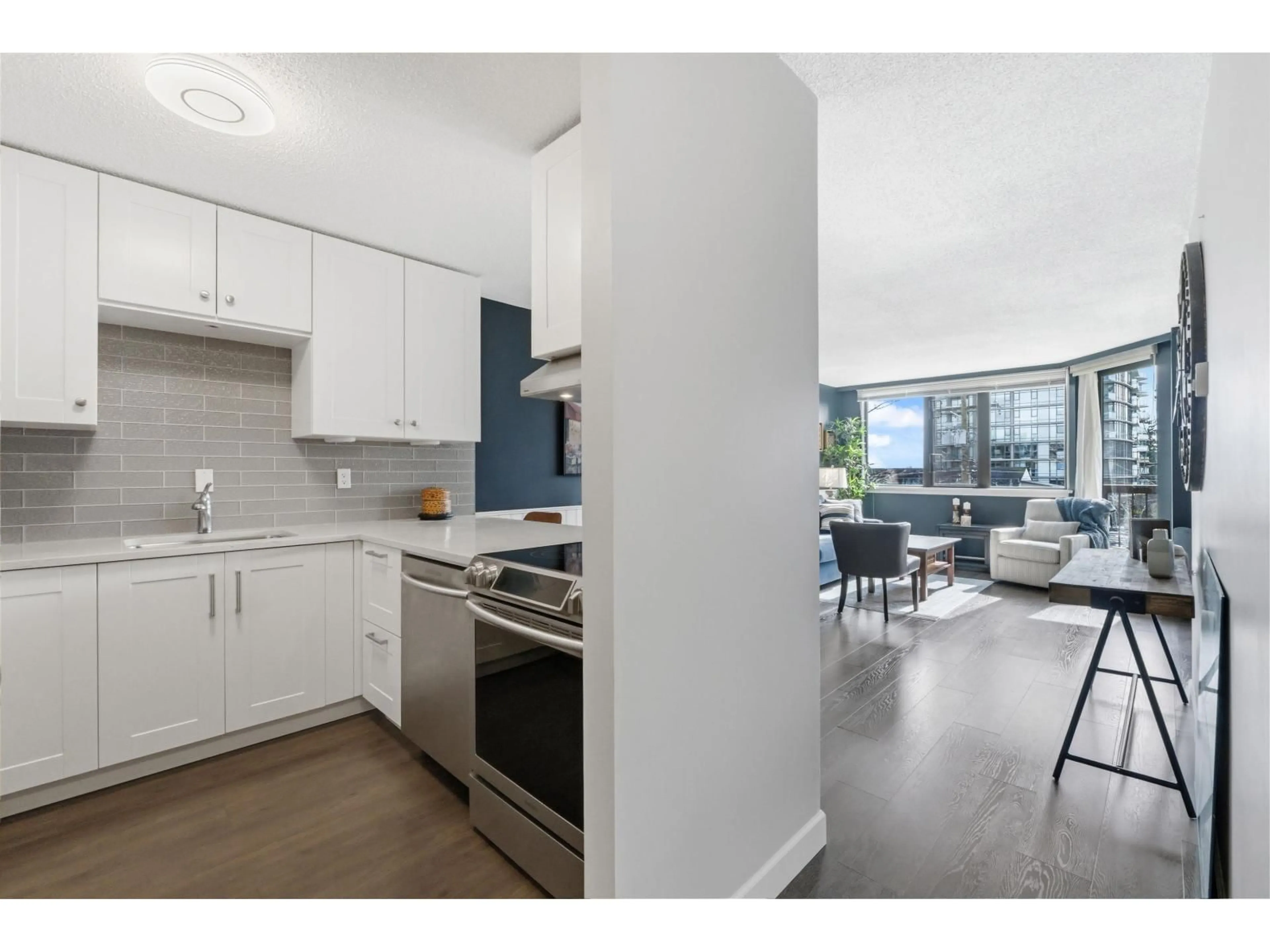 Open concept kitchen, unknown for 305 - 1521 GEORGE STREET, White Rock British Columbia V4B4A4