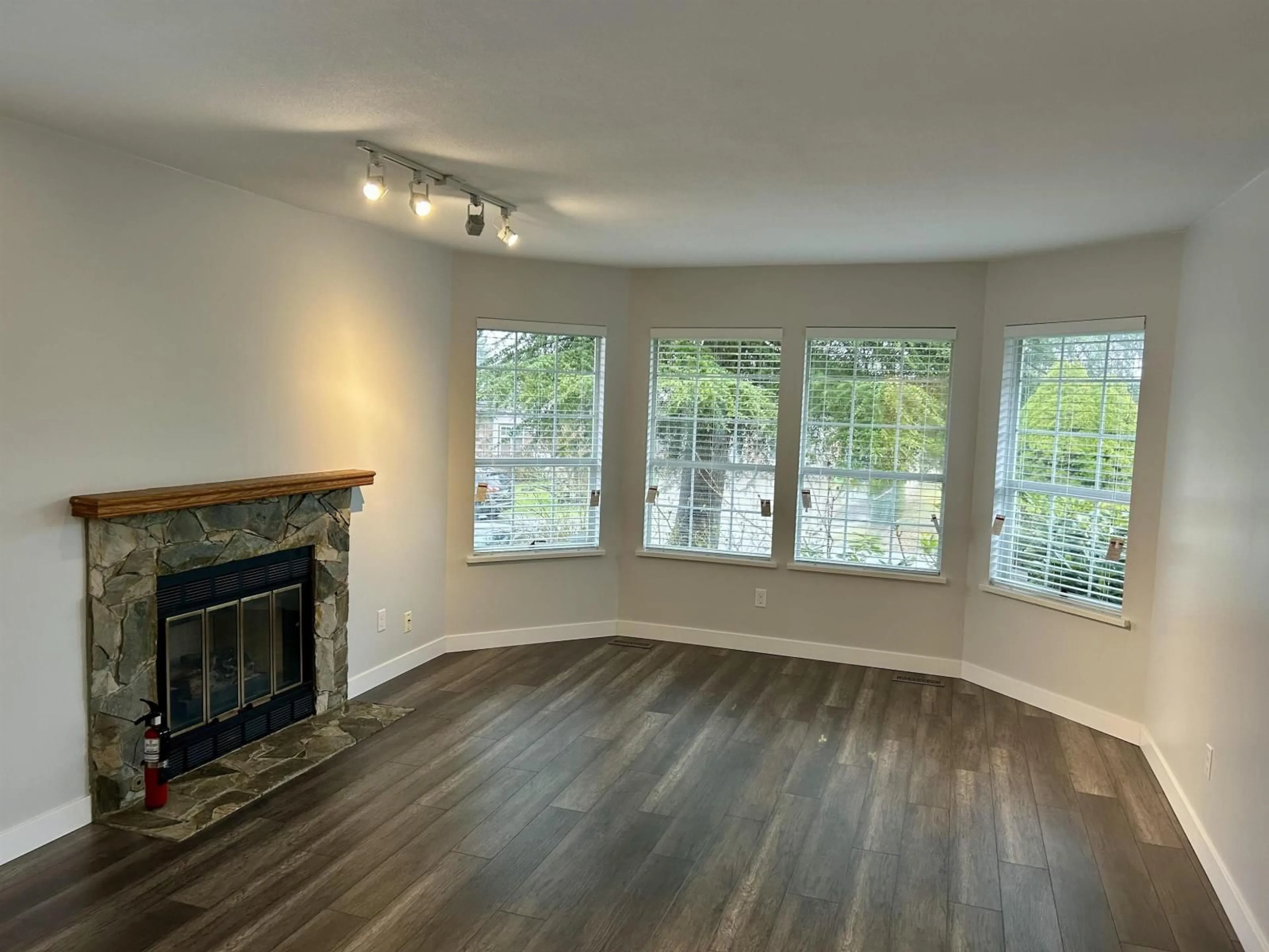 A pic of a room for 9419 159 STREET, Surrey British Columbia V4N3B9