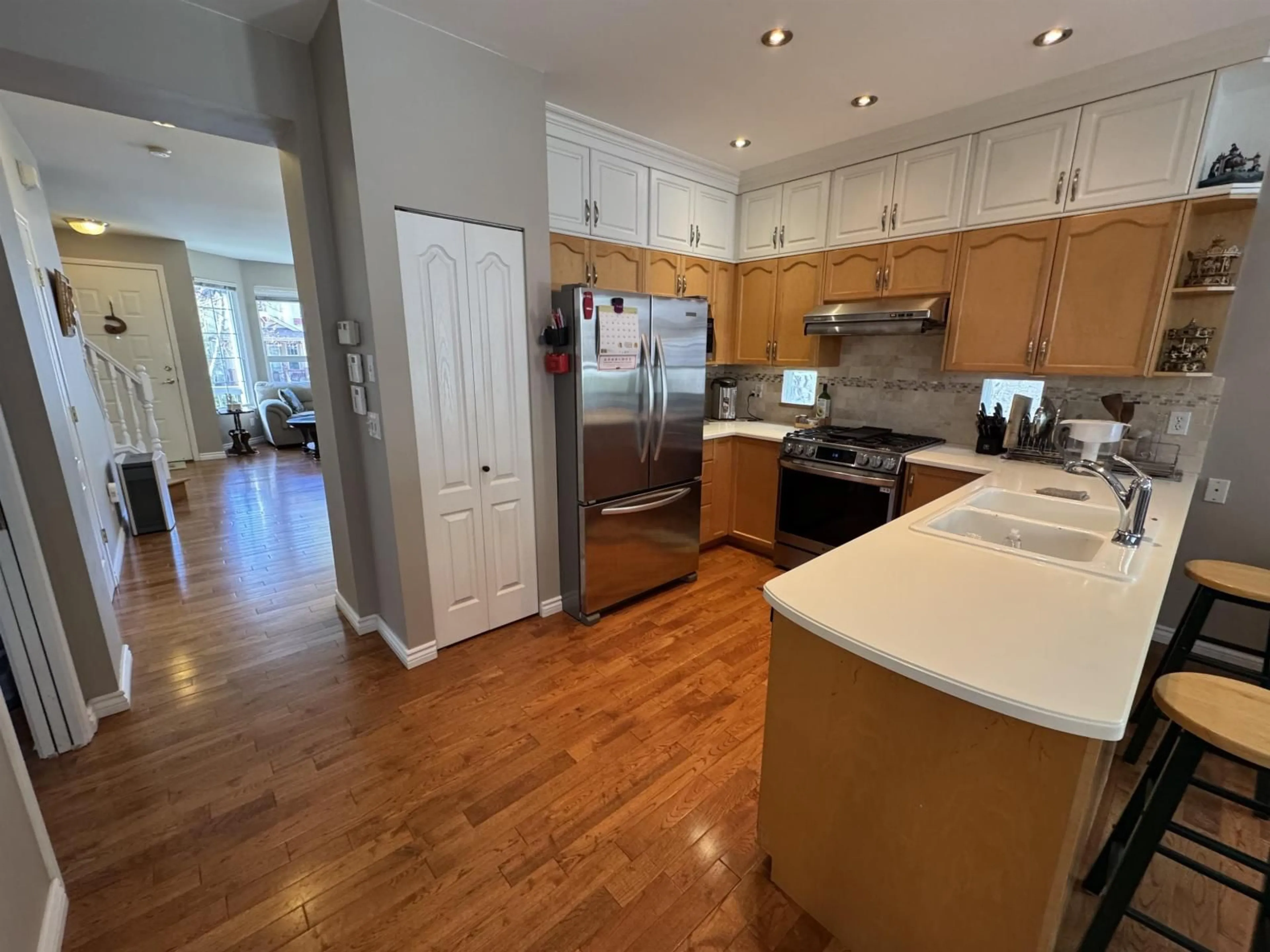 Open concept kitchen, unknown for 8780 206 STREET, Langley British Columbia V1M3X2