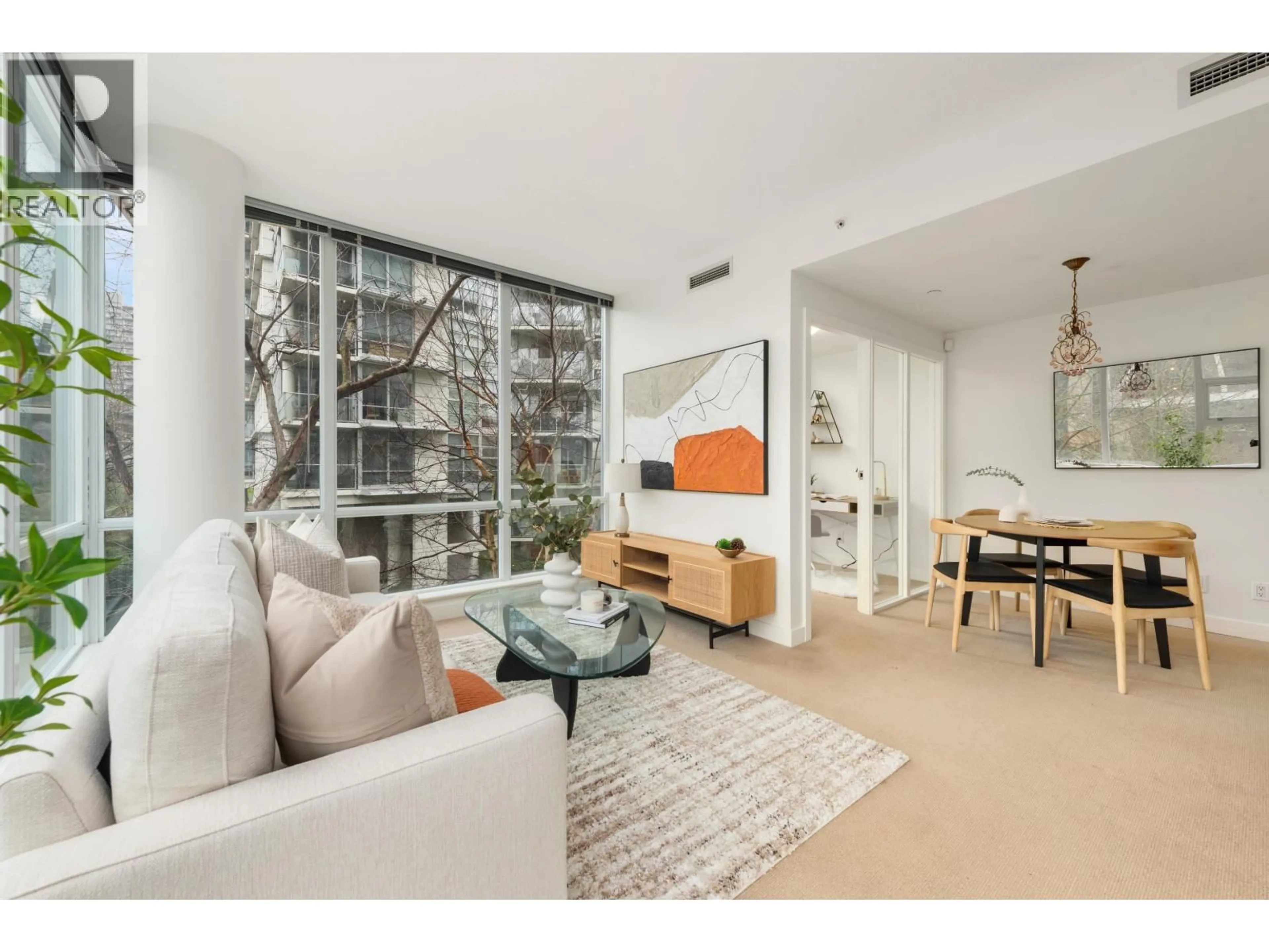 Living room with furniture, unknown for 605 - 633 KINGHORNE MEWS, Vancouver British Columbia V6Z3H3