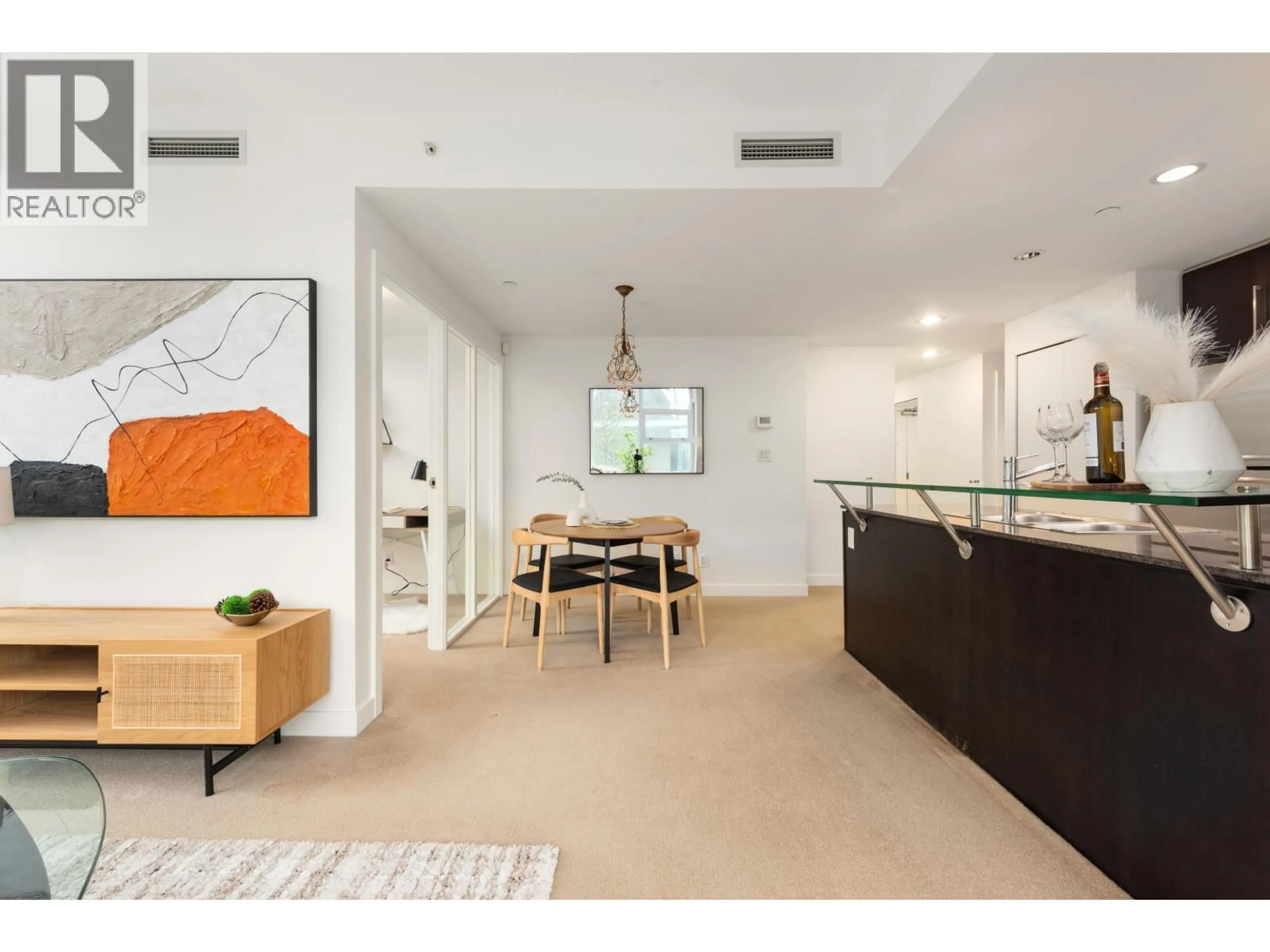 Open concept kitchen, unknown for 605 - 633 KINGHORNE MEWS, Vancouver British Columbia V6Z3H3