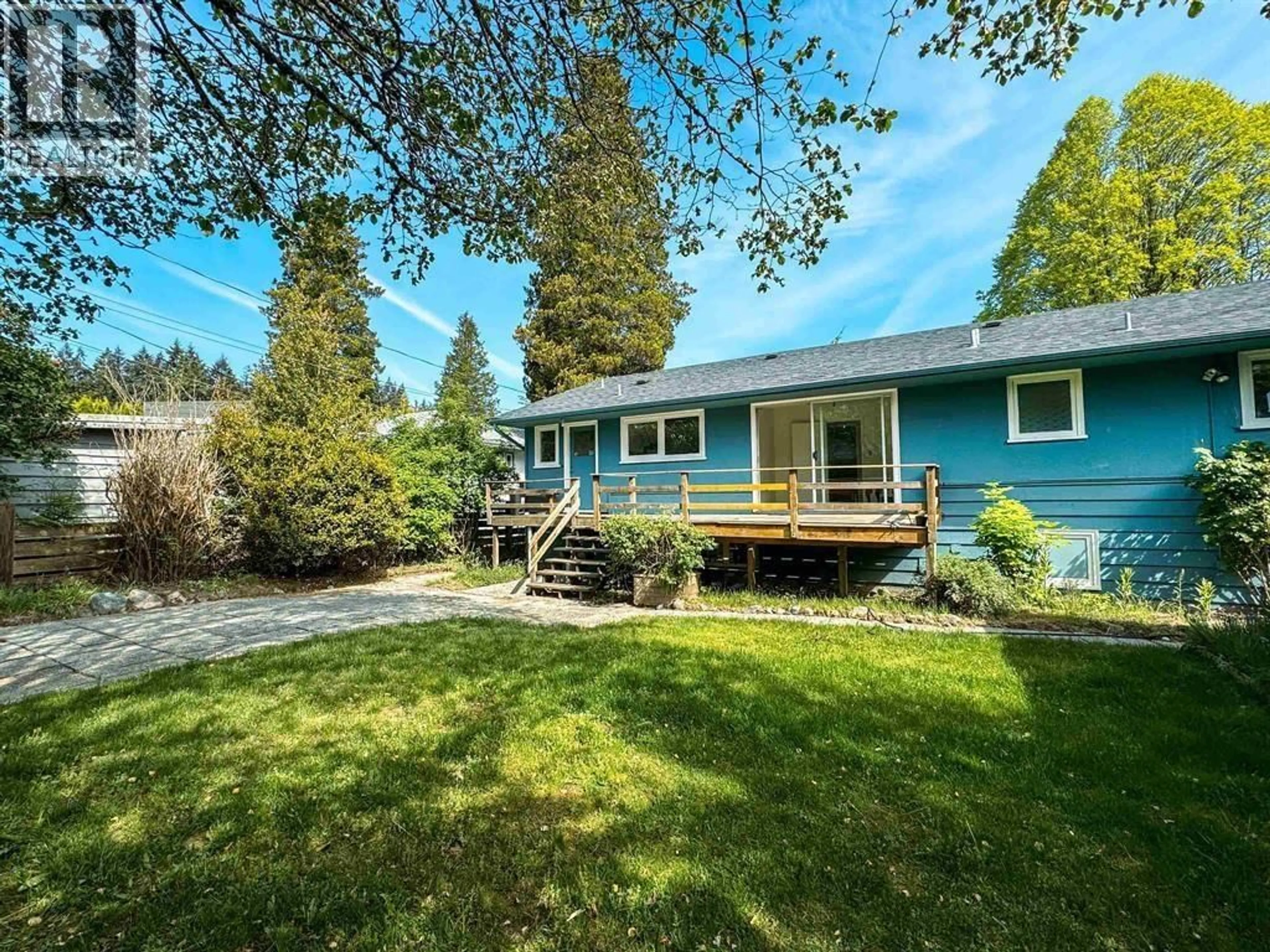 A pic from outside/outdoor area/front of a property/back of a property/a pic from drone, water/lake/river/ocean view for 4922 QUEENSLAND ROAD, Vancouver British Columbia V6T1G4