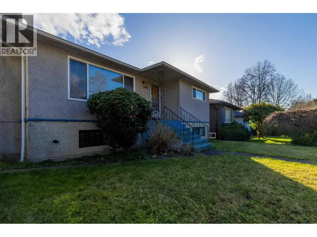 2630 1ST AVENUE, Vancouver 2
