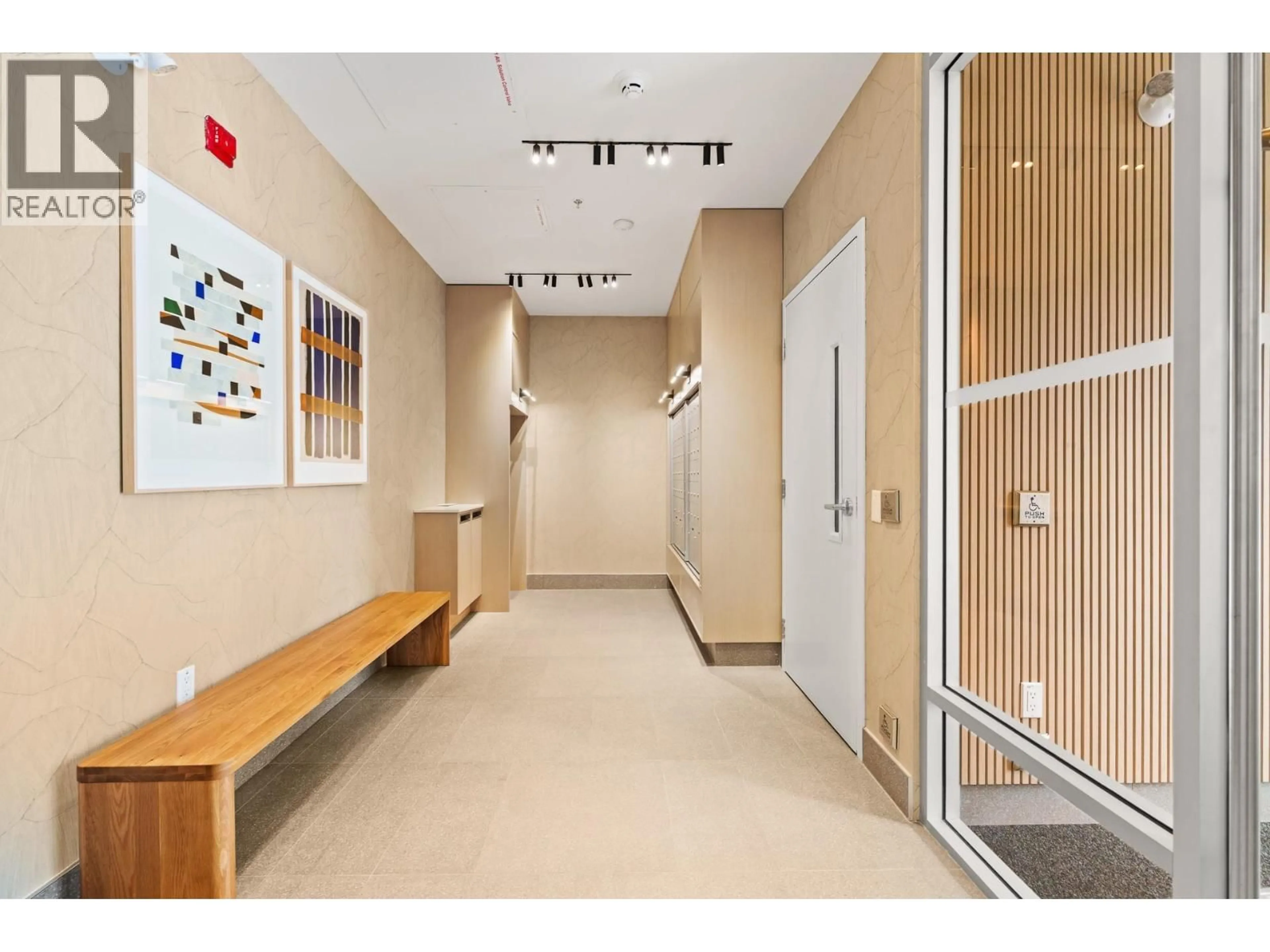 Indoor foyer for 220 - 1981 MACDONALD STREET, Vancouver British Columbia V6K0H9