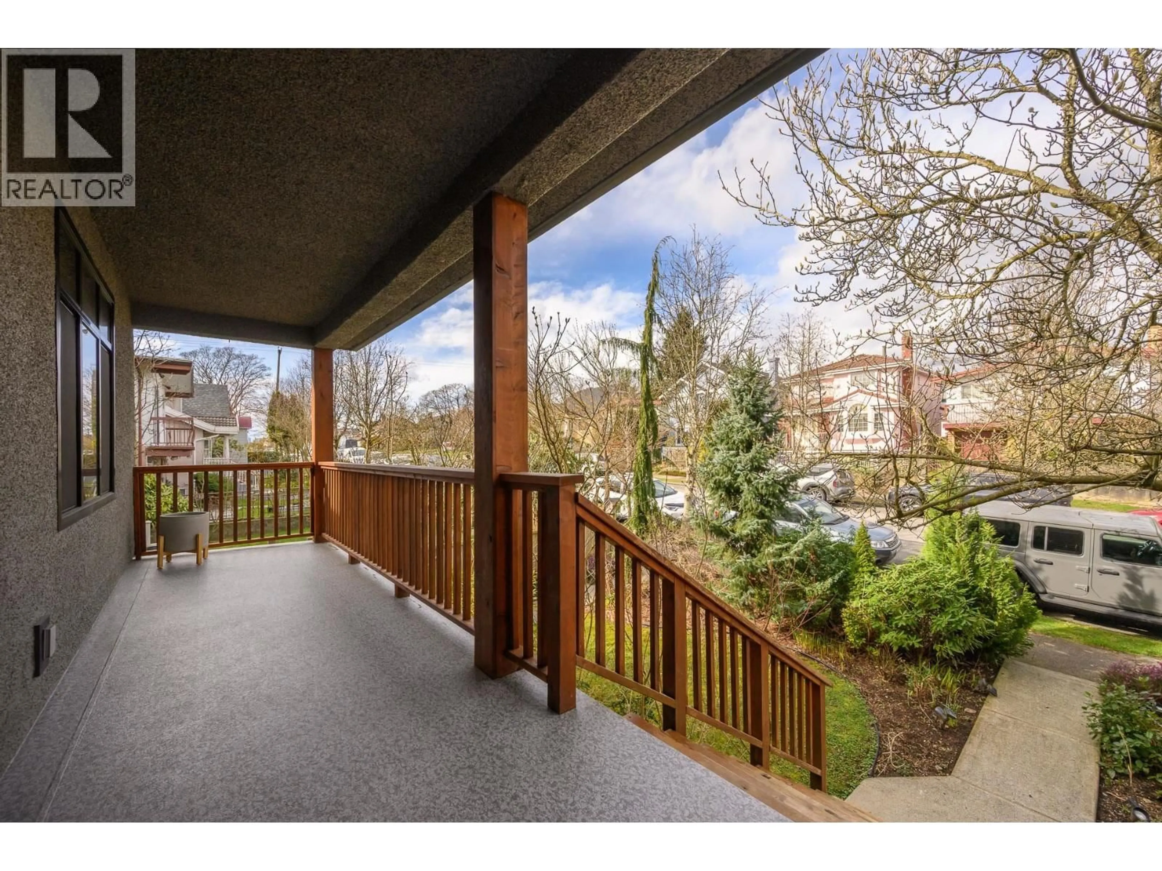 Patio, unknown for 2834 GEORGIA STREET, Vancouver British Columbia V5K2K4