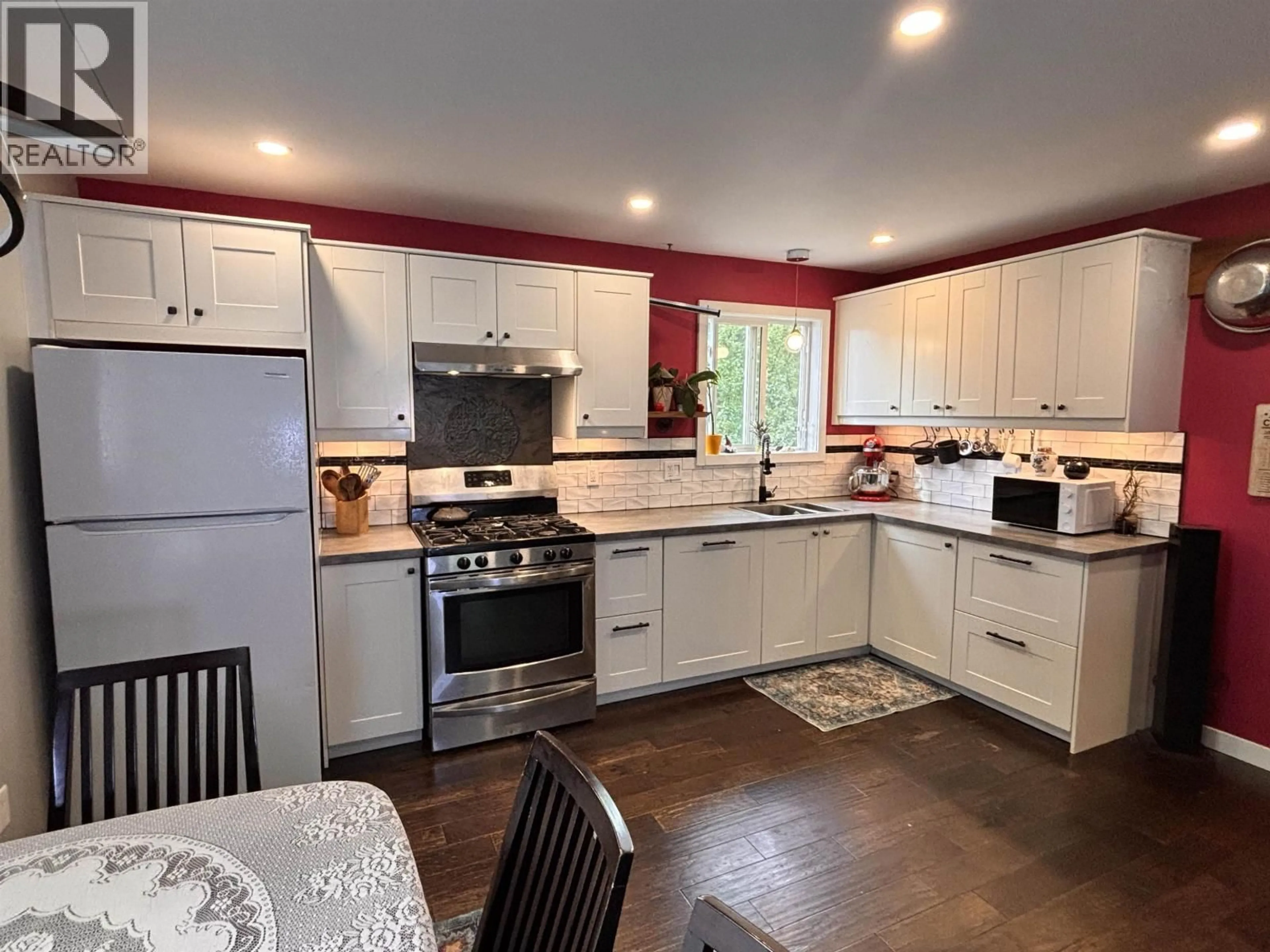 Open concept kitchen, unknown for 6201 FINN ROAD, 100 Mile House British Columbia V0K2E3