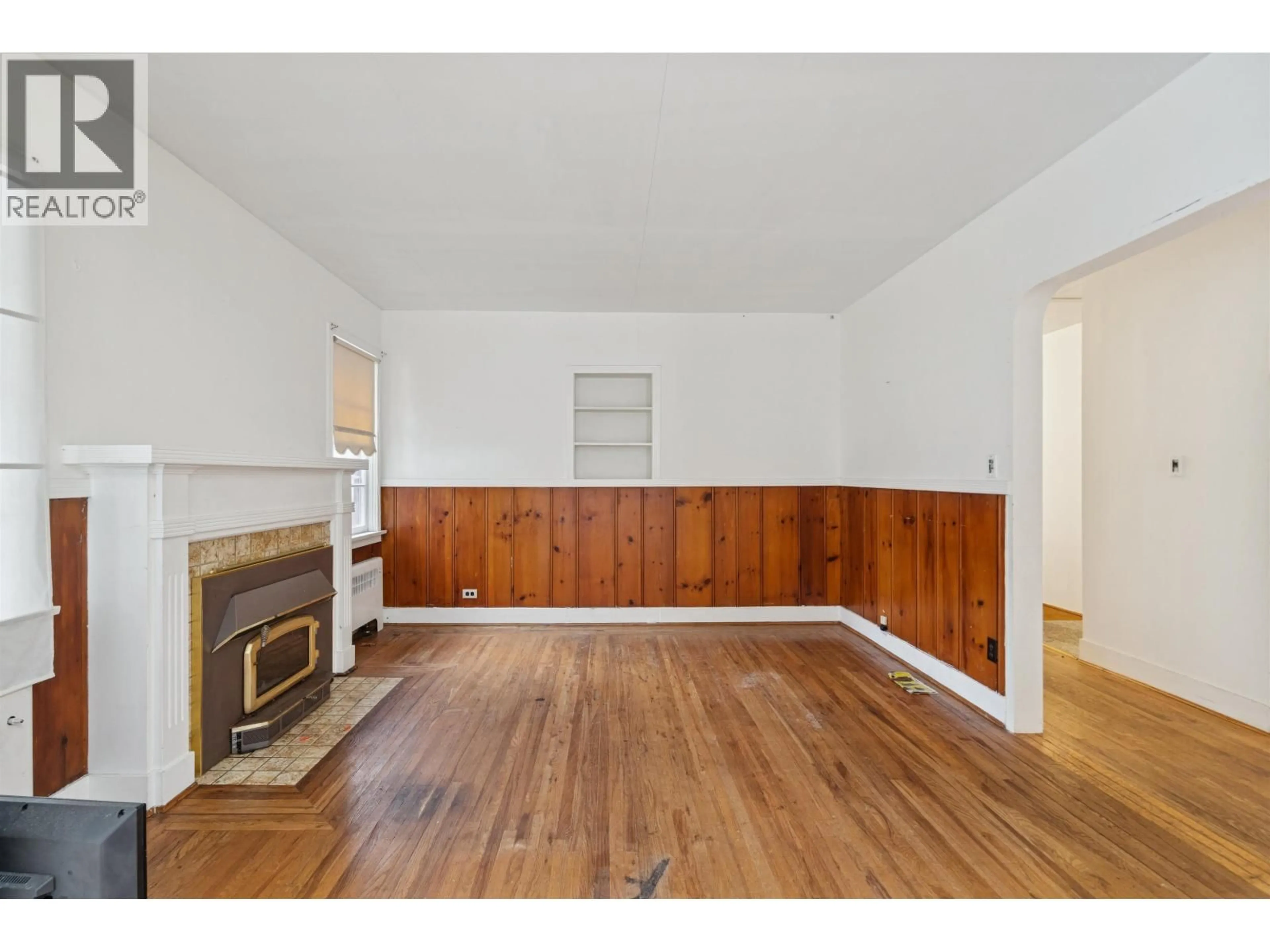 A pic of a room for 1830 33RD AVENUE, Vancouver British Columbia V6M1B2