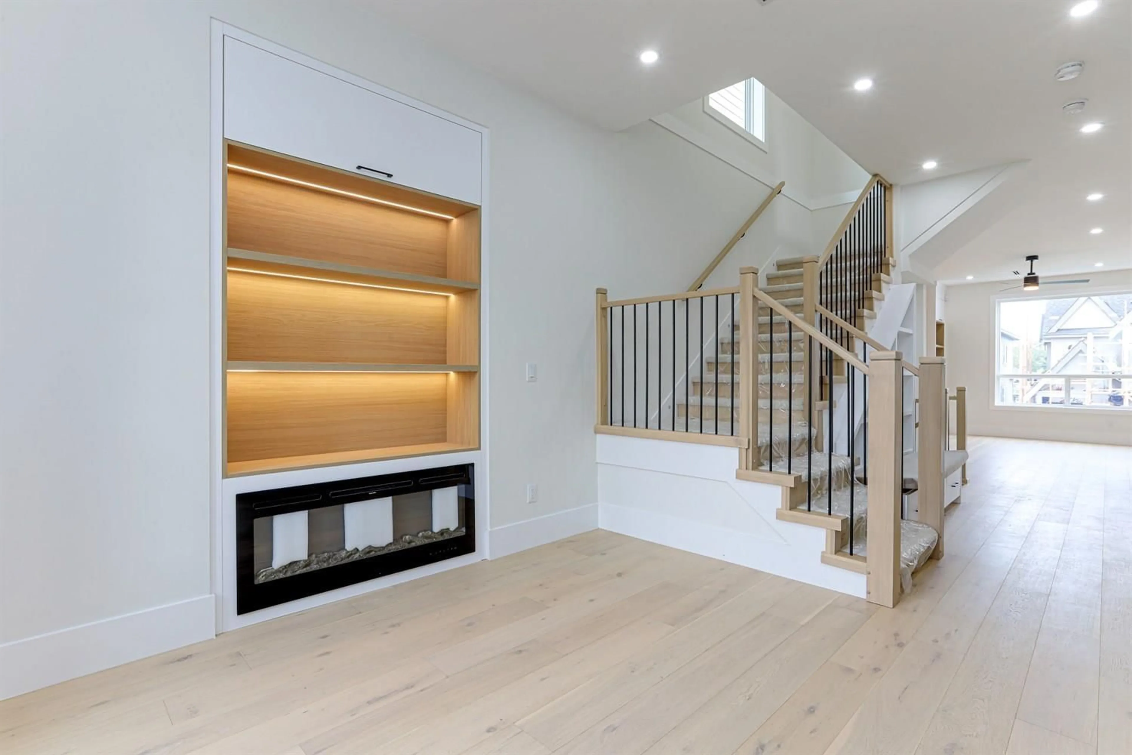 Unknown for 6914 204A STREET, Langley British Columbia V2Y1R2