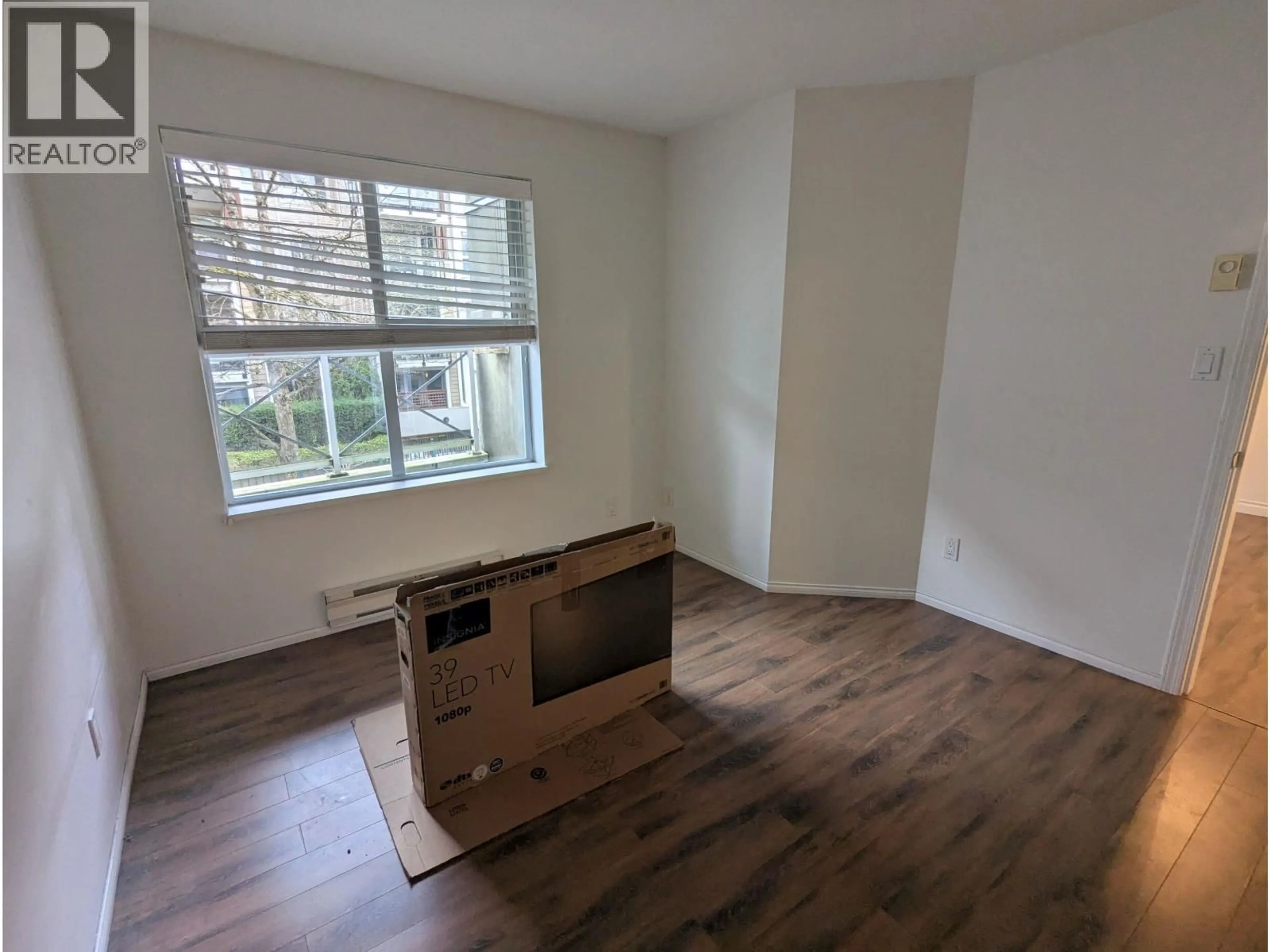 A pic of a room for 205 - 2485 ATKINS AVENUE, Port Coquitlam British Columbia V3C1Z1