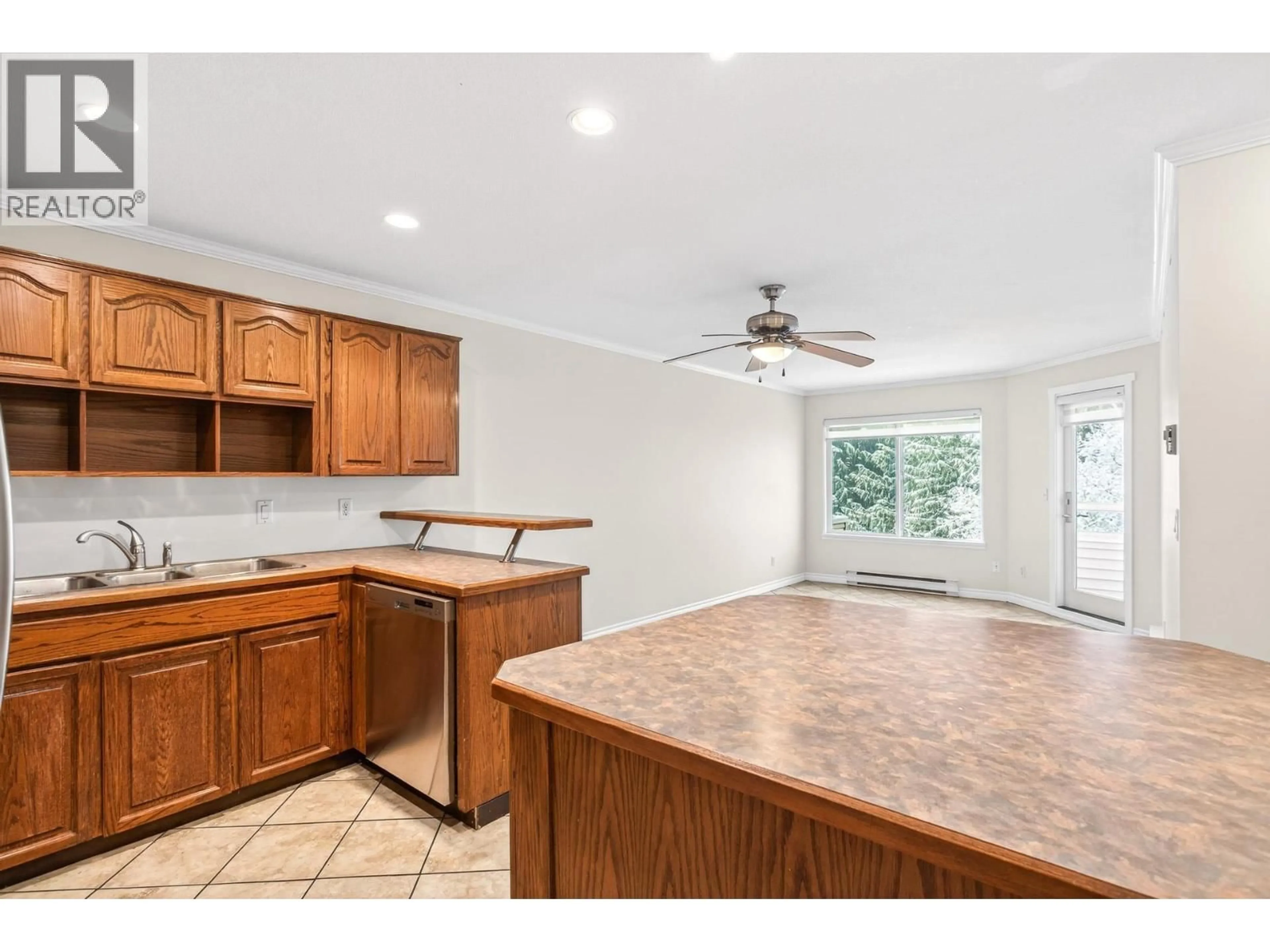 Standard kitchen, ceramic/tile floor for 310 - 450 BROMLEY STREET, Coquitlam British Columbia V3K6S5