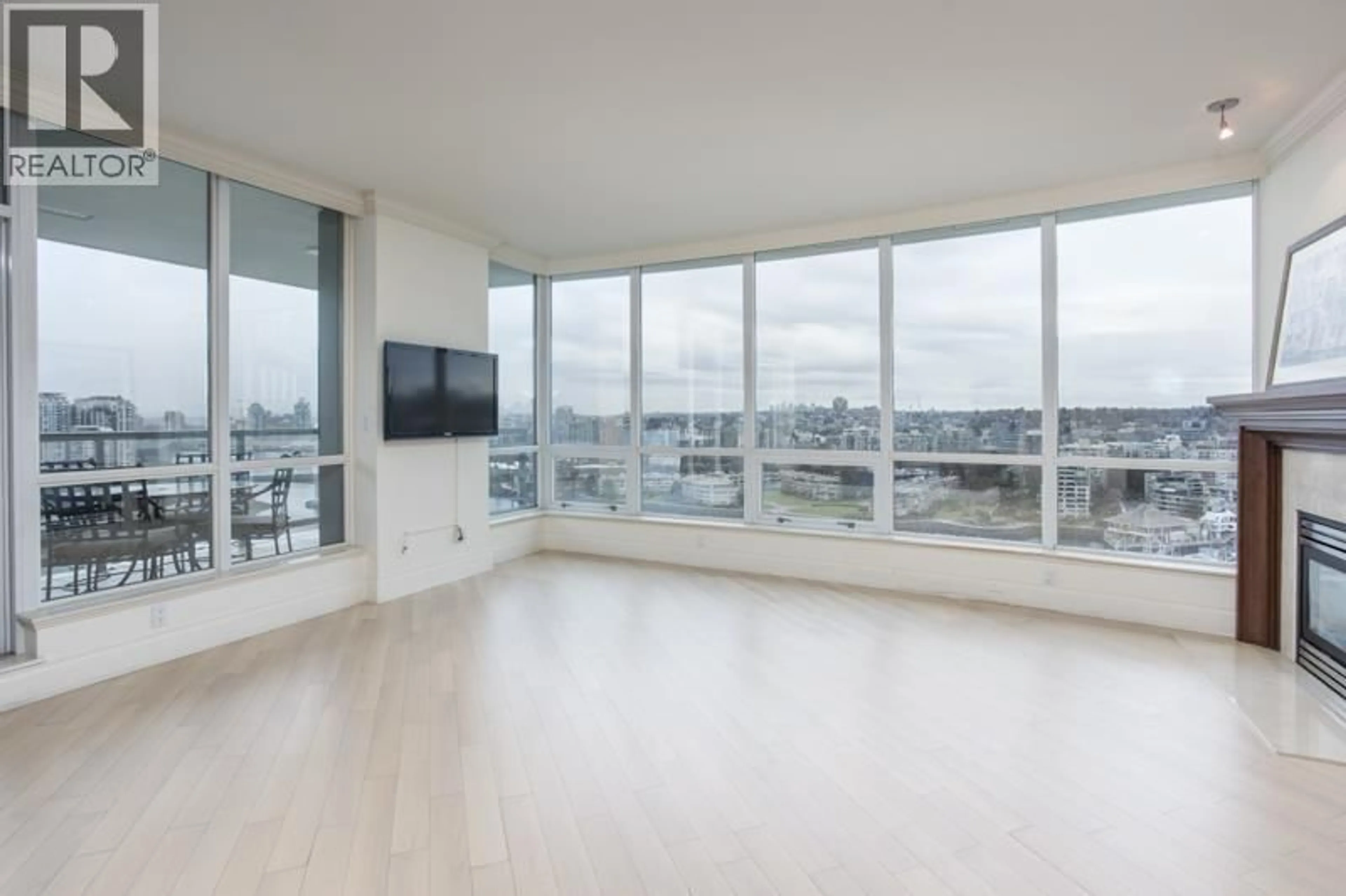 A pic of a room for 2005 - 1328 MARINASIDE CRESCENT, Vancouver British Columbia V6Z3B3