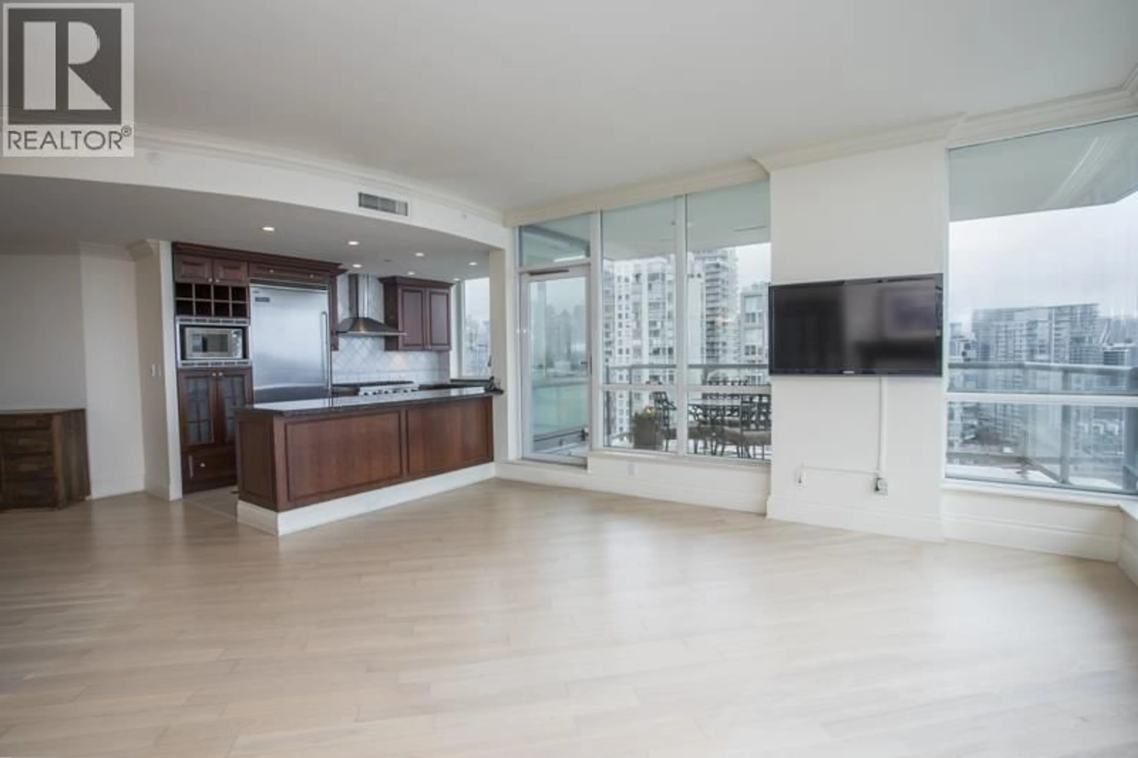 Open concept kitchen, unknown for 2005 - 1328 MARINASIDE CRESCENT, Vancouver British Columbia V6Z3B3