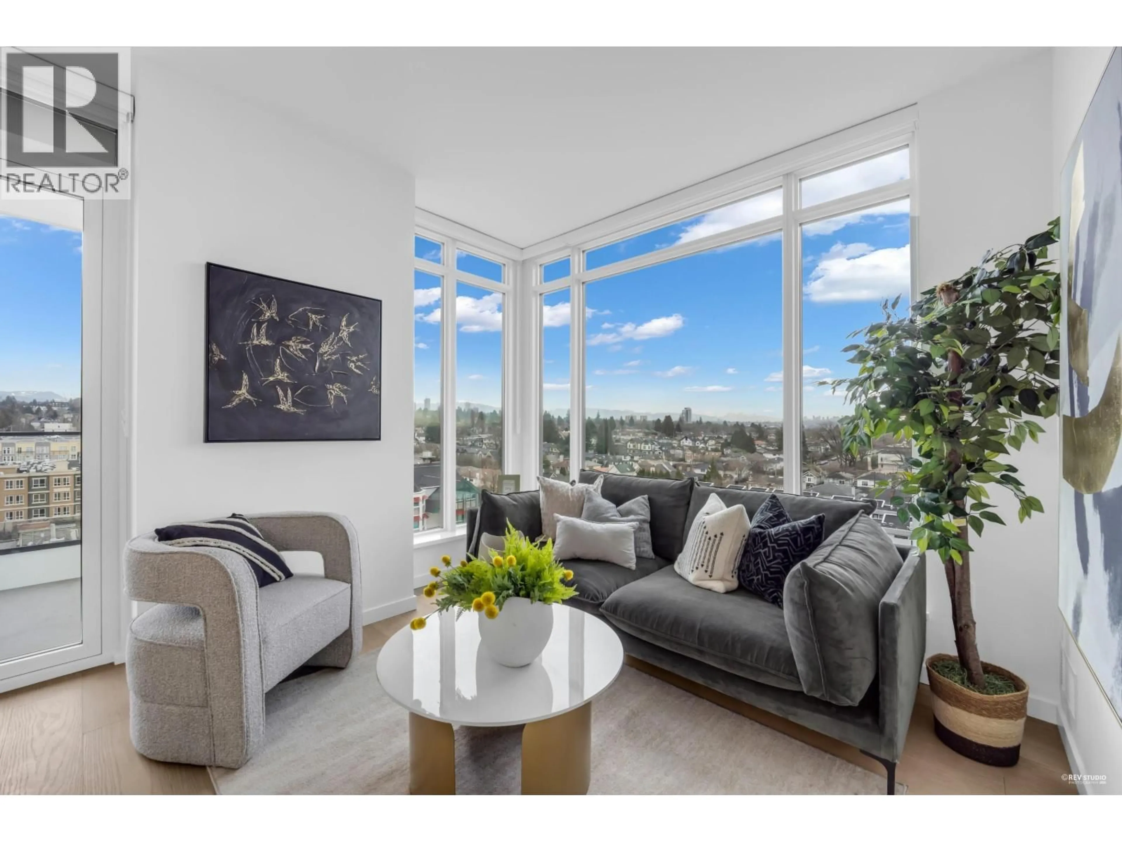 Living room with furniture, unknown for 702 - 8415 GRANVILLE STREET, Vancouver British Columbia V6P0M2