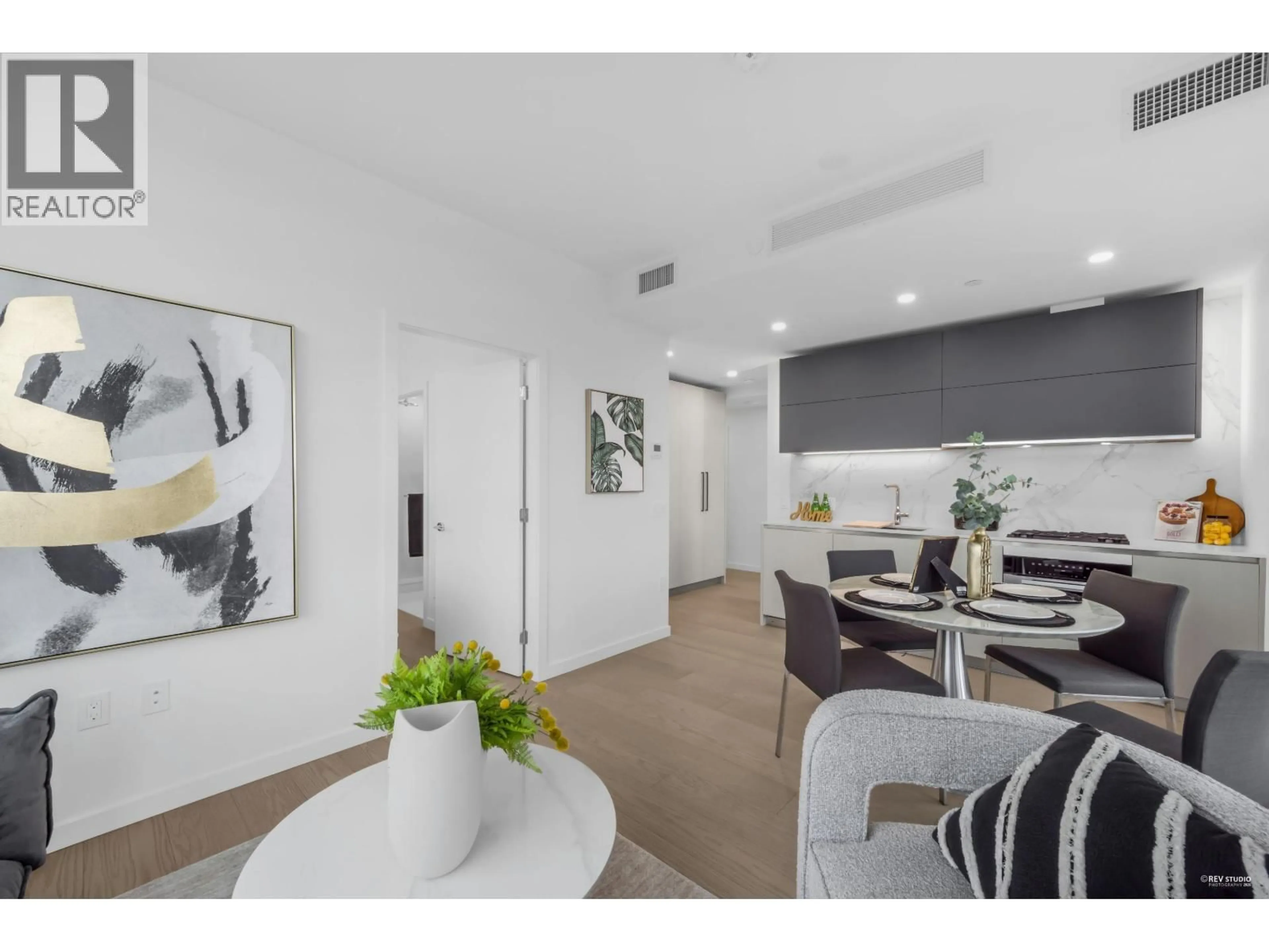 A pic of a room for 702 - 8415 GRANVILLE STREET, Vancouver British Columbia V6P0M2