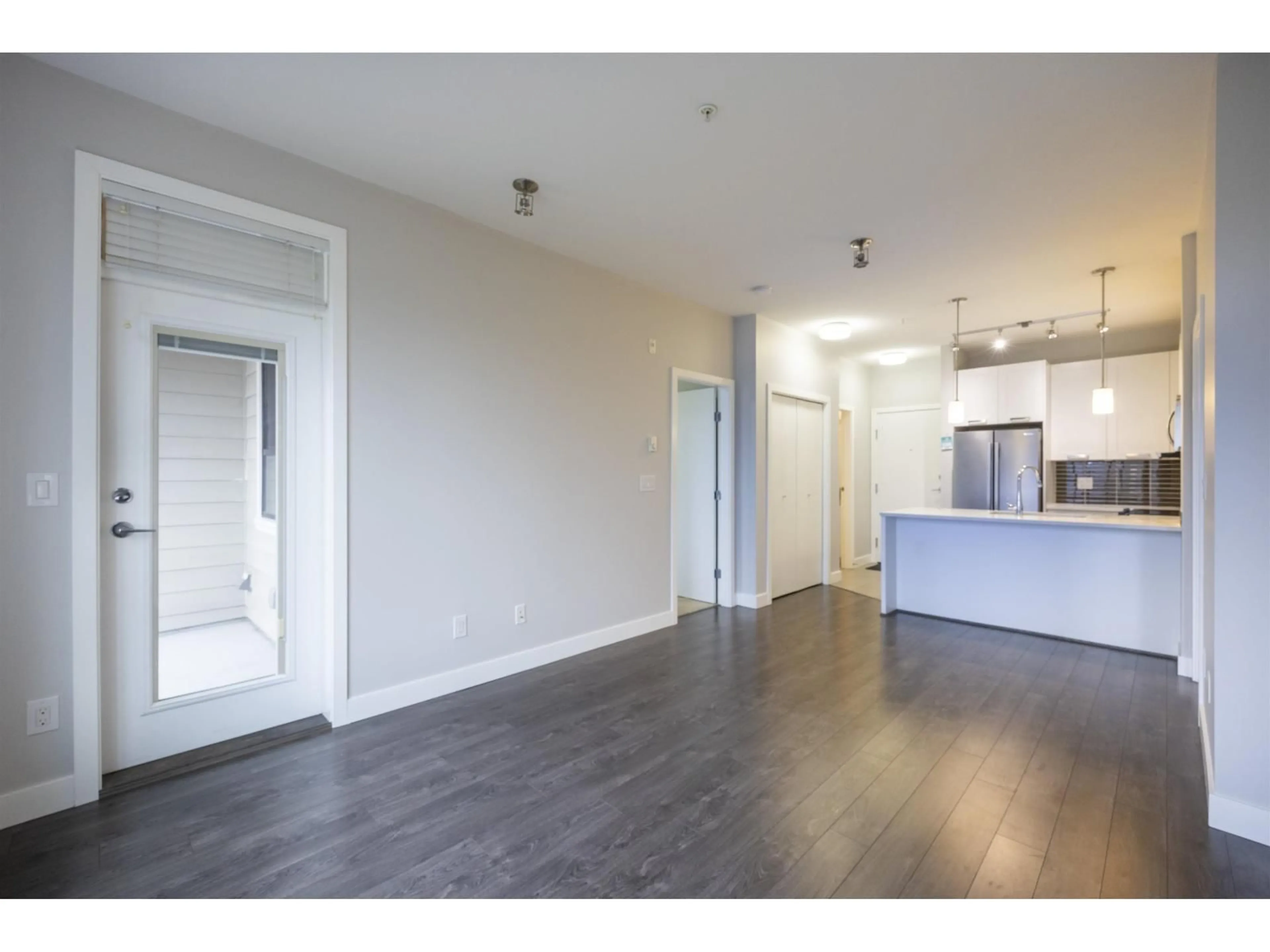 Unknown for 306 - 10455 154 STREET, Surrey British Columbia V3R0C5