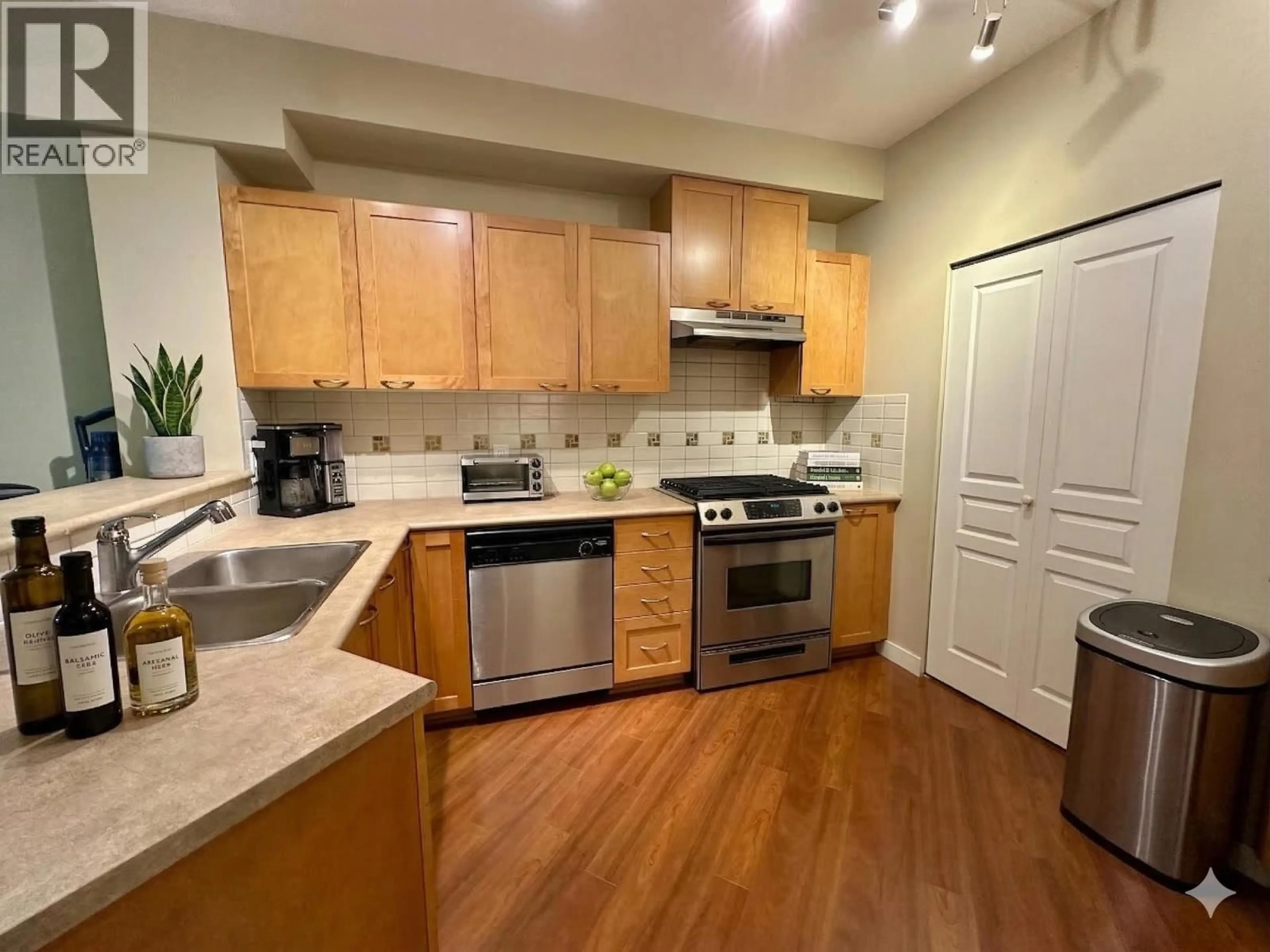 Unknown for 111 - 2969 WHISPER WAY, Coquitlam British Columbia V3E3S8