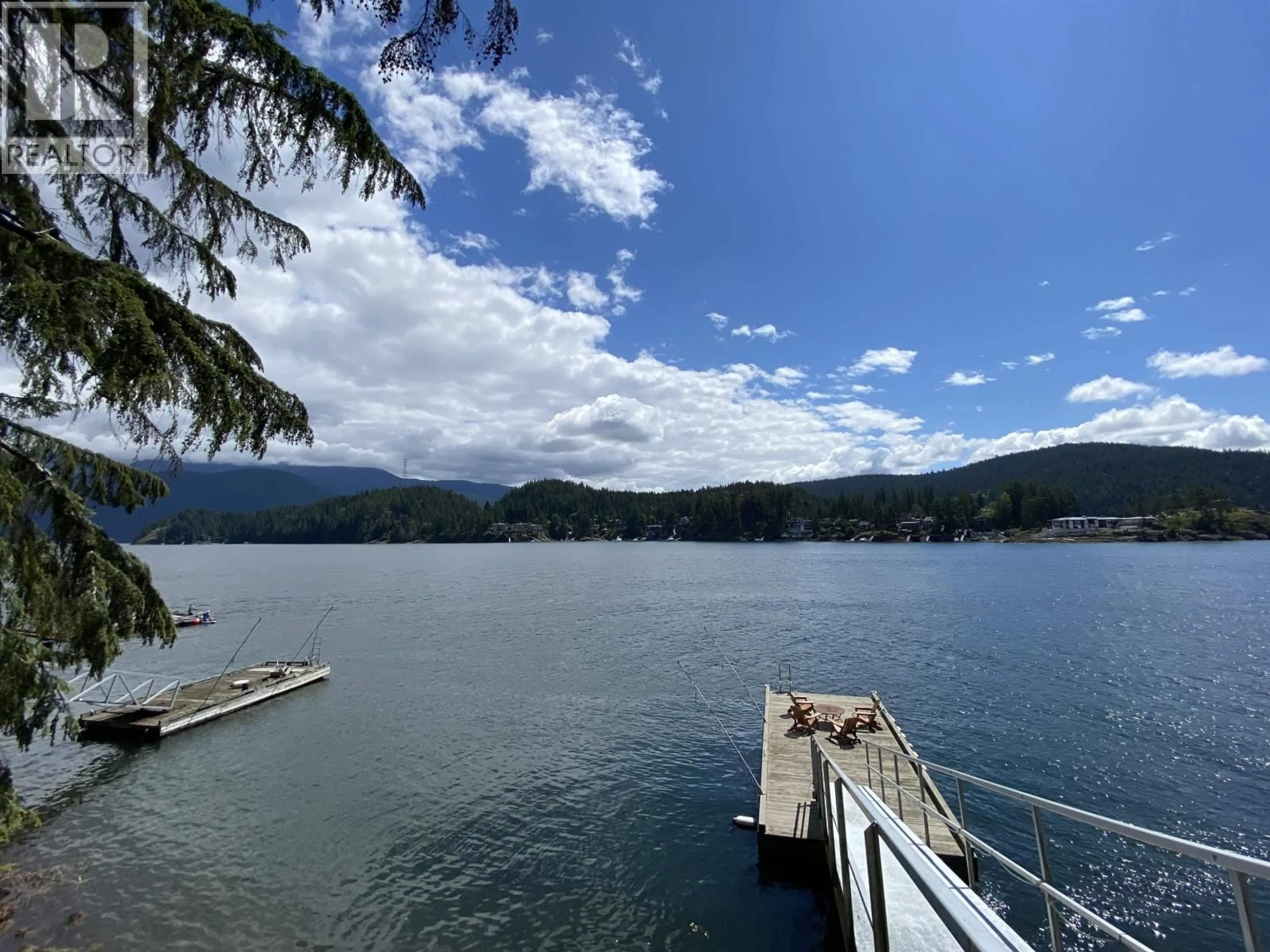 Unknown for 4885 COVE CLIFF PLACE, North Vancouver British Columbia V7G1H9