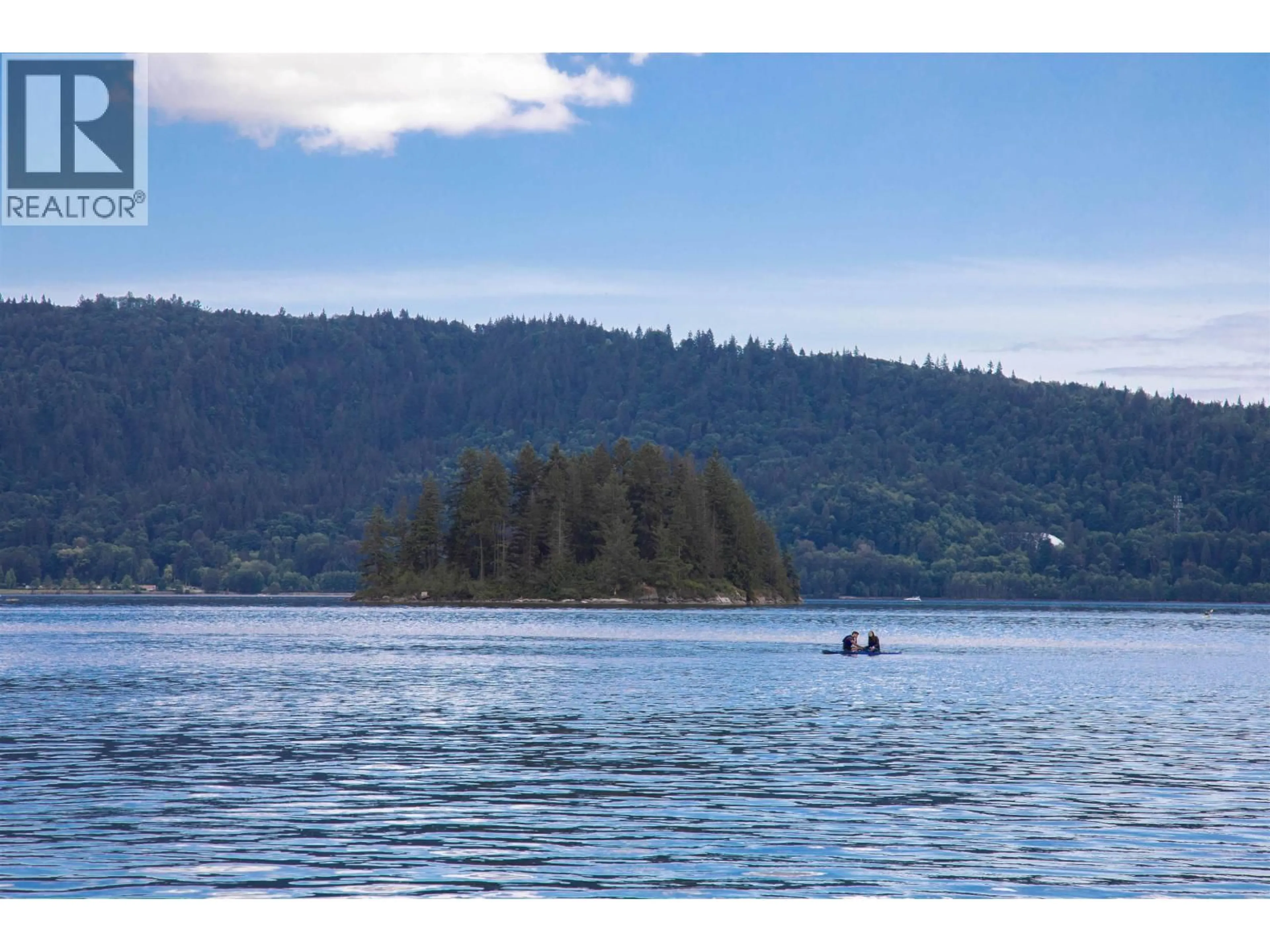 Blurry image for 4885 COVE CLIFF PLACE, North Vancouver British Columbia V7G1H9