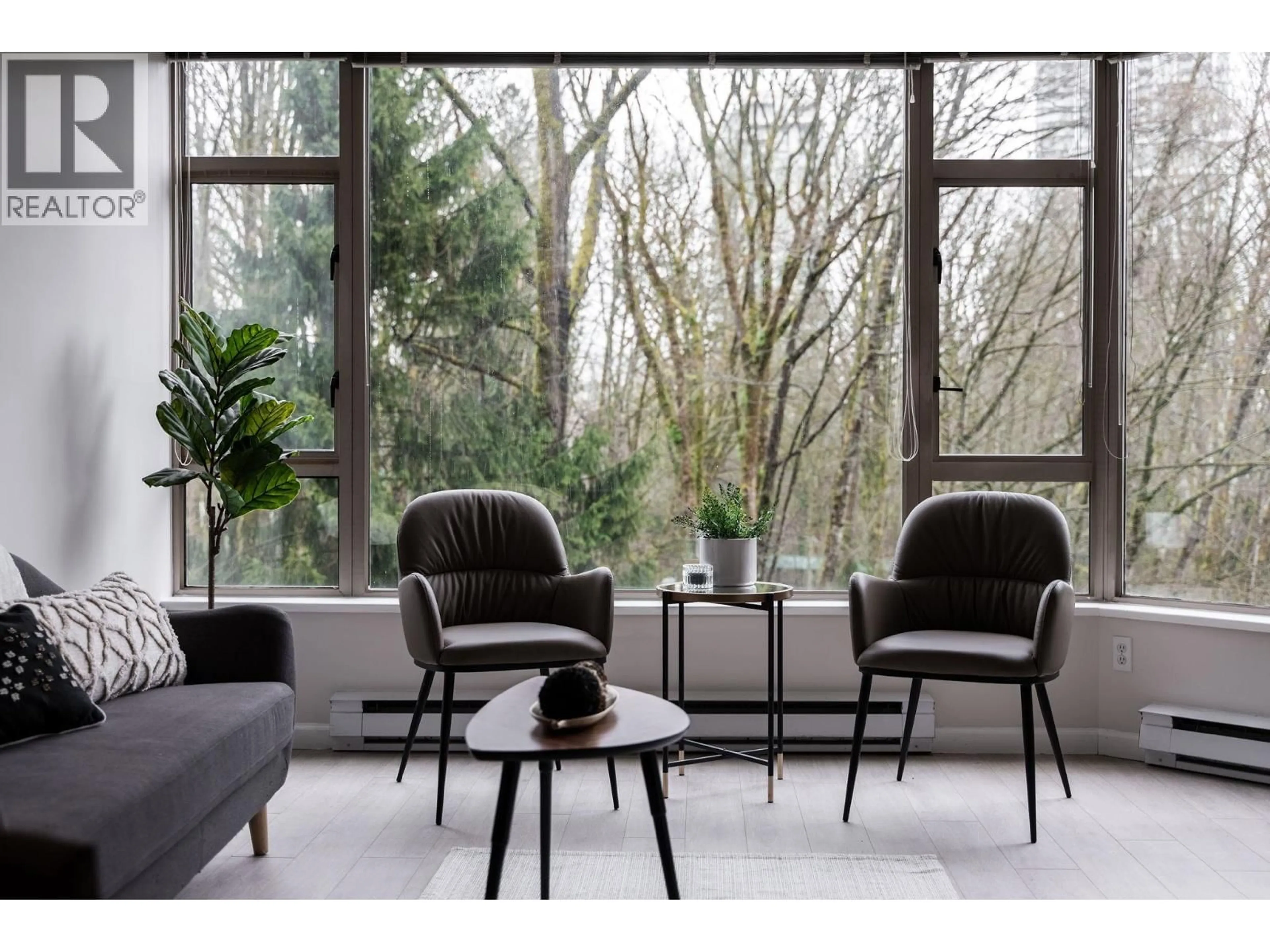 Living room with furniture, unknown for 509 - 1327 KEITH ROAD, North Vancouver British Columbia V7J3T5