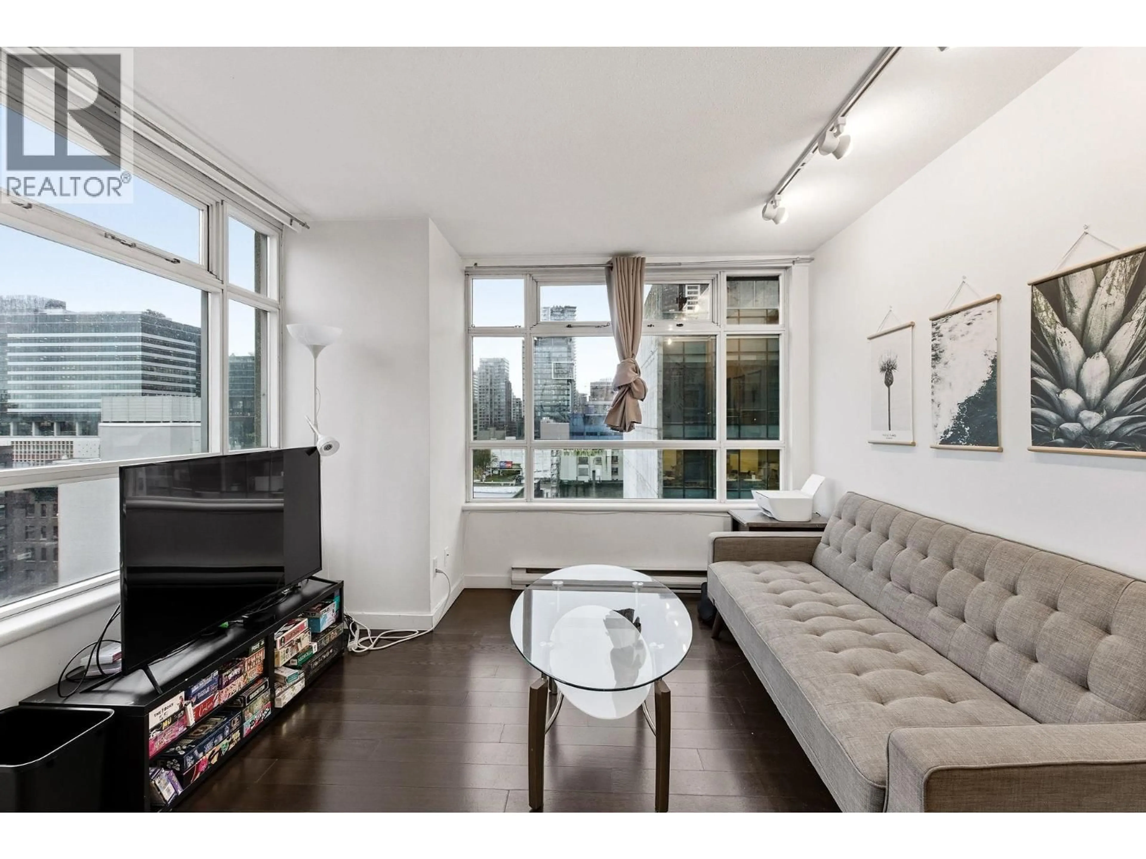 Living room with furniture, unknown for 1407 - 438 SEYMOUR STREET, Vancouver British Columbia V6B6H4