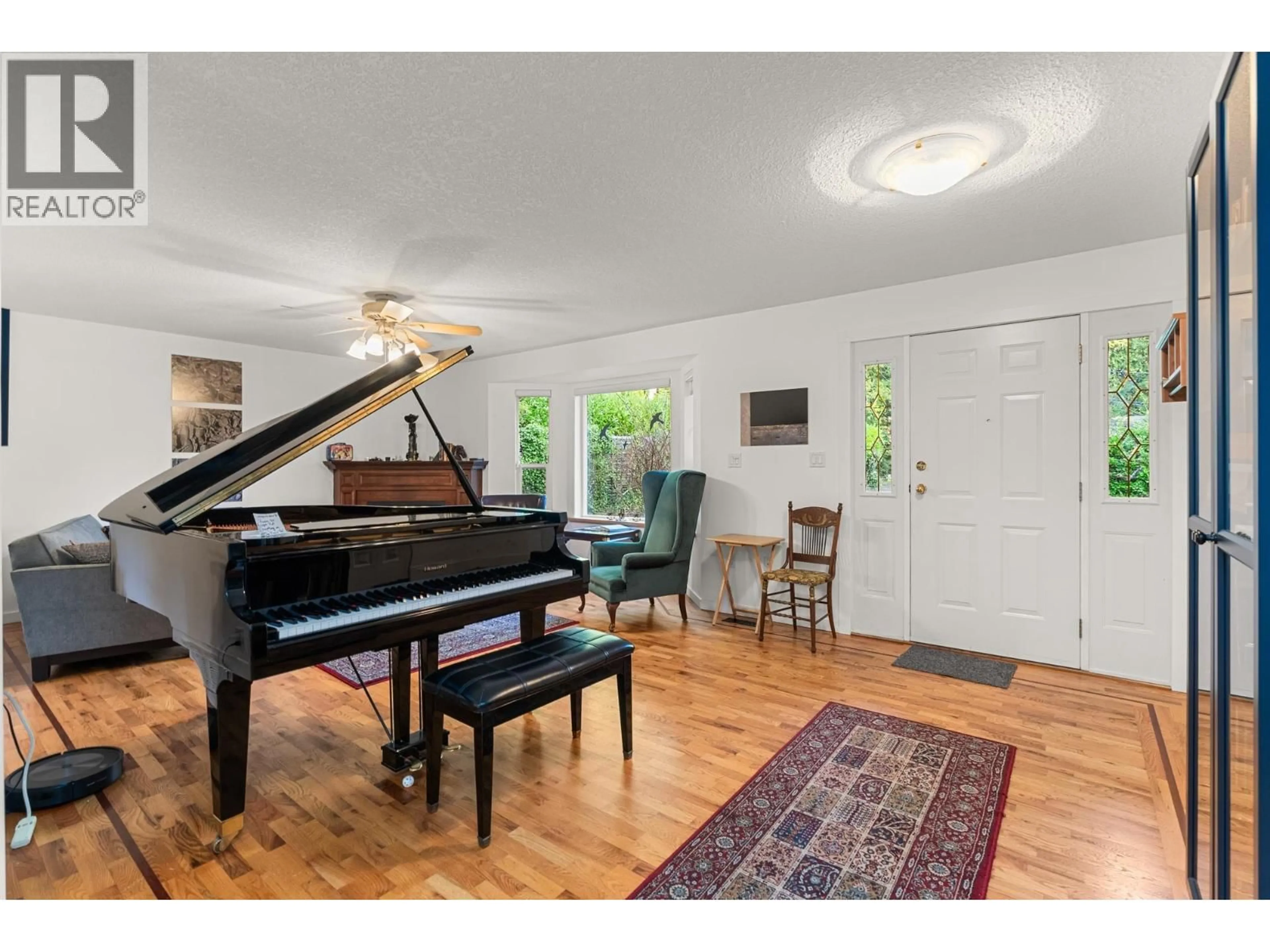 A pic of a room for 1559 PARK AVENUE, Roberts Creek British Columbia V0N2W2