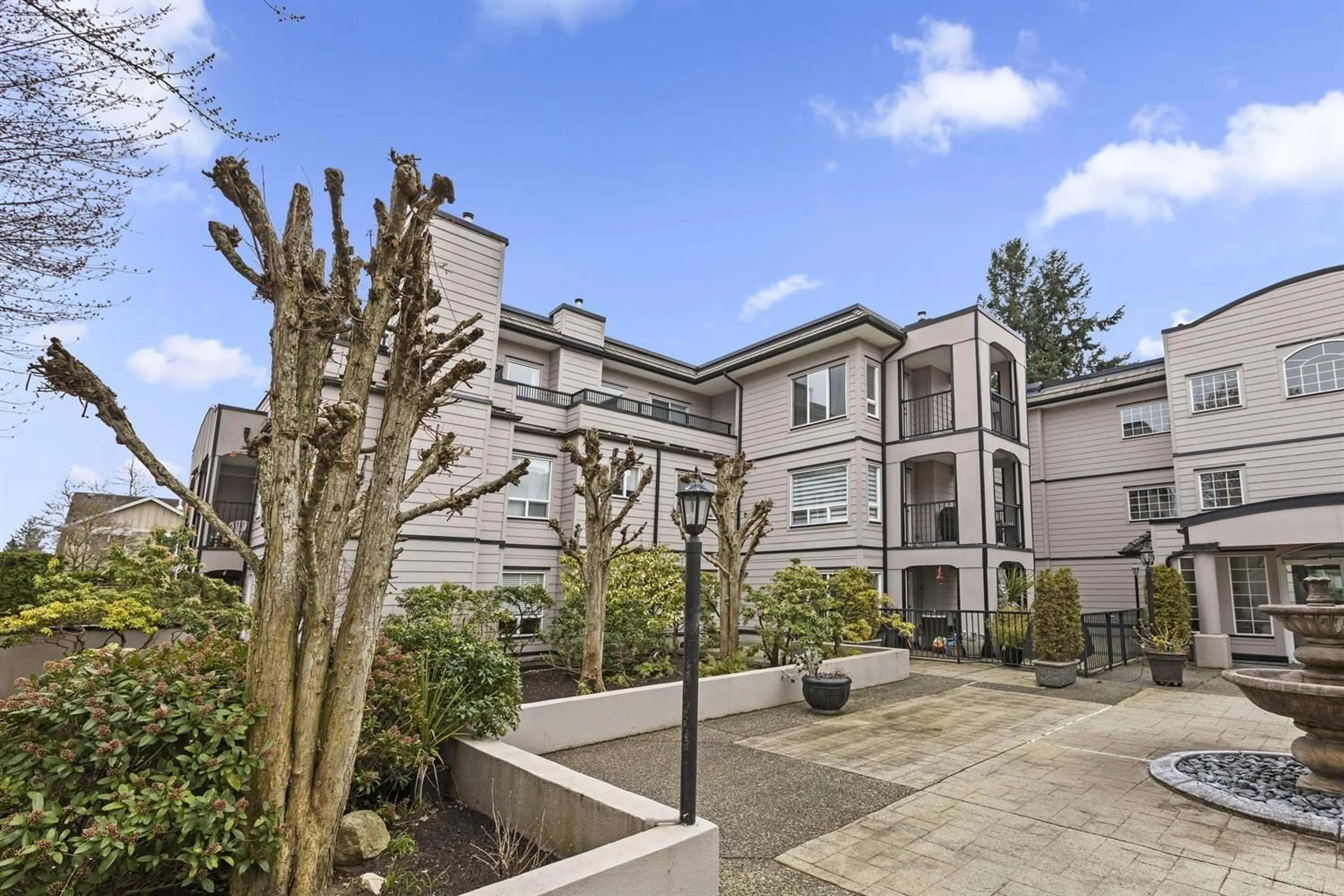 A pic from outside/outdoor area/front of a property/back of a property/a pic from drone, building for 204 - 1533 BEST STREET, White Rock British Columbia V4B4E9