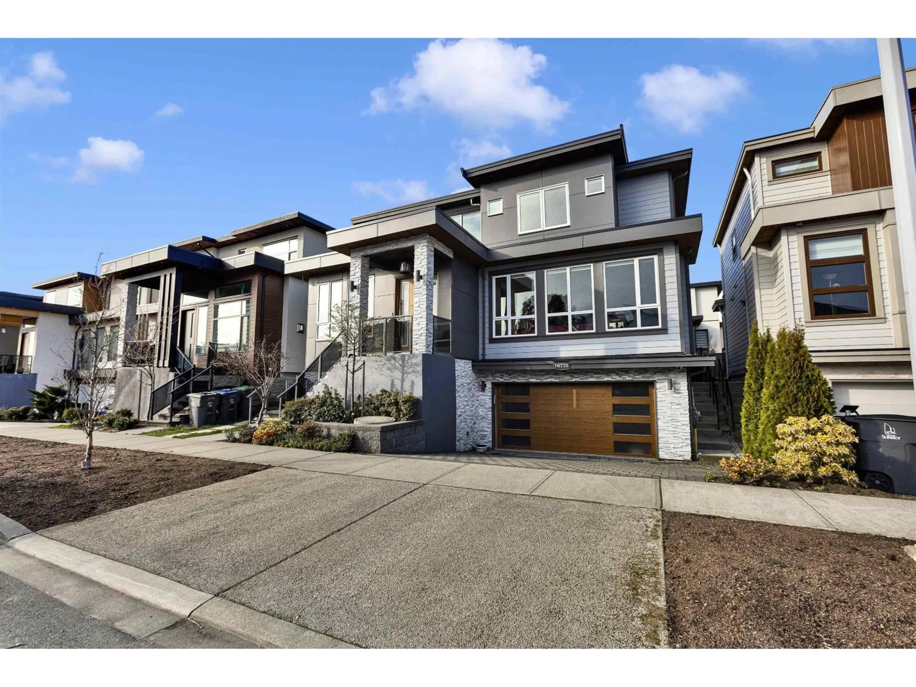 Unknown for 16775 18B AVENUE, Surrey British Columbia V3Z1A2