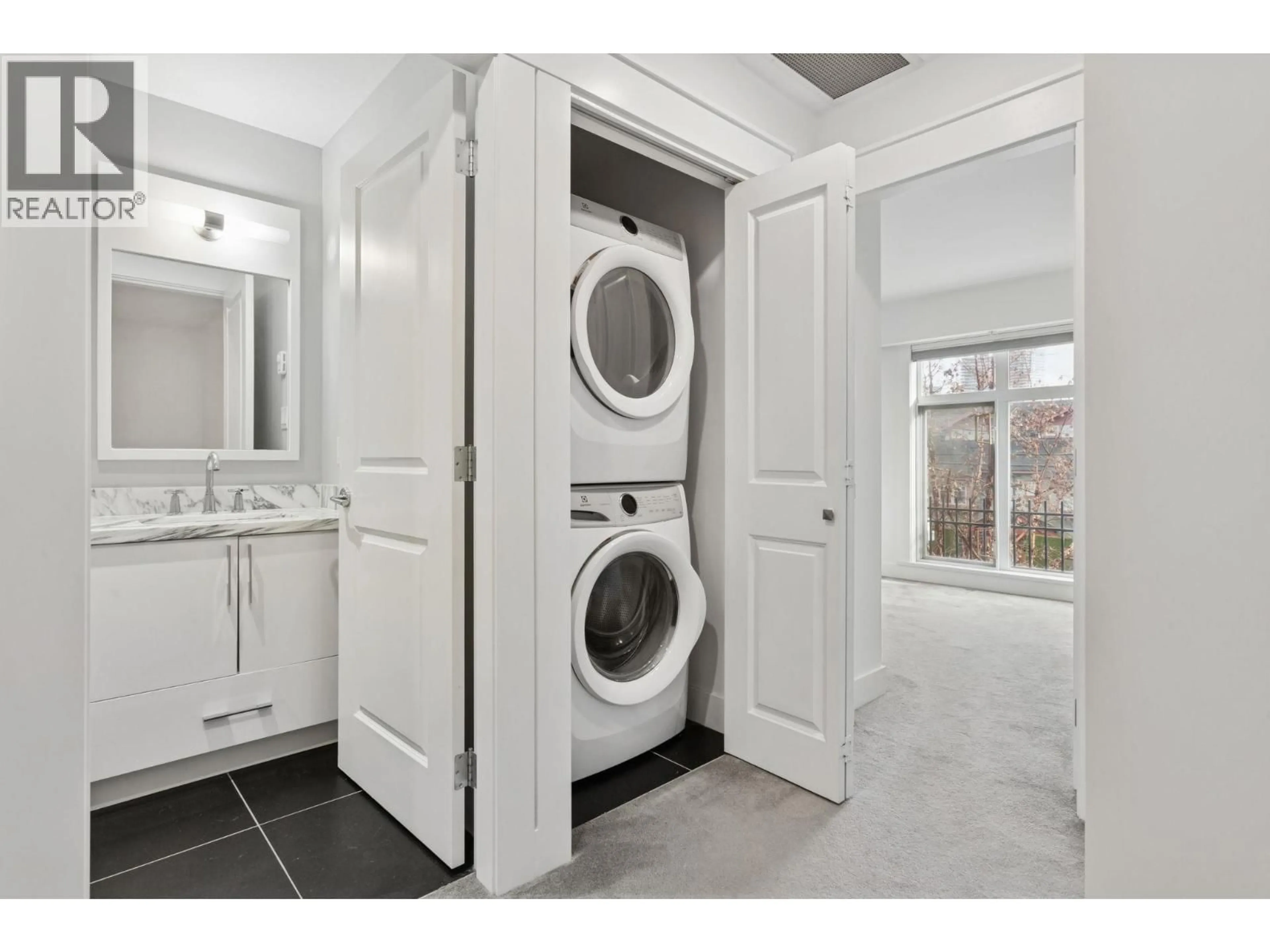 Laundry room for 5961 OAK STREET, Vancouver British Columbia V6M2W1
