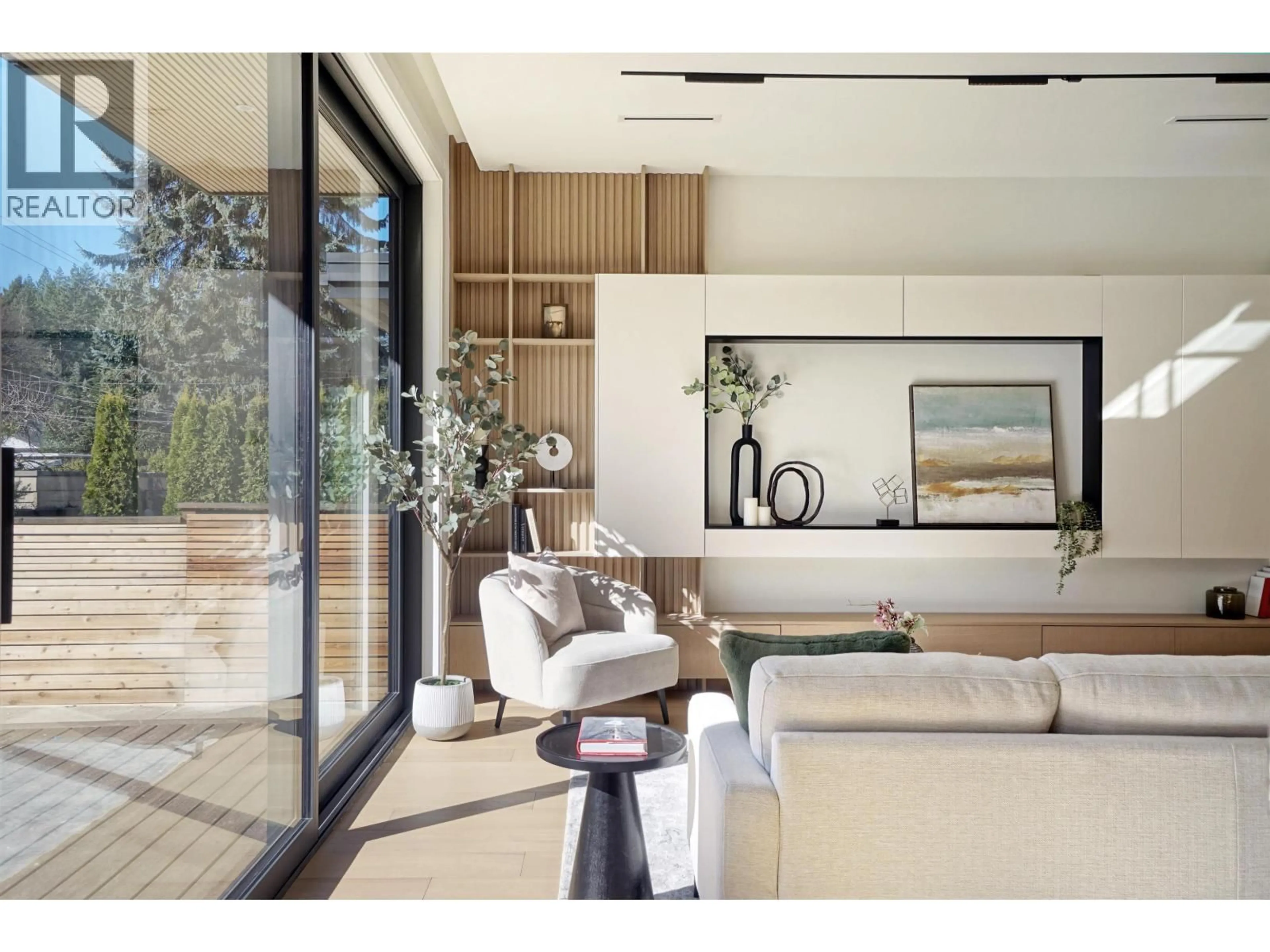 Unknown for 2 - 4634 15TH AVENUE, Vancouver British Columbia V6R3B6