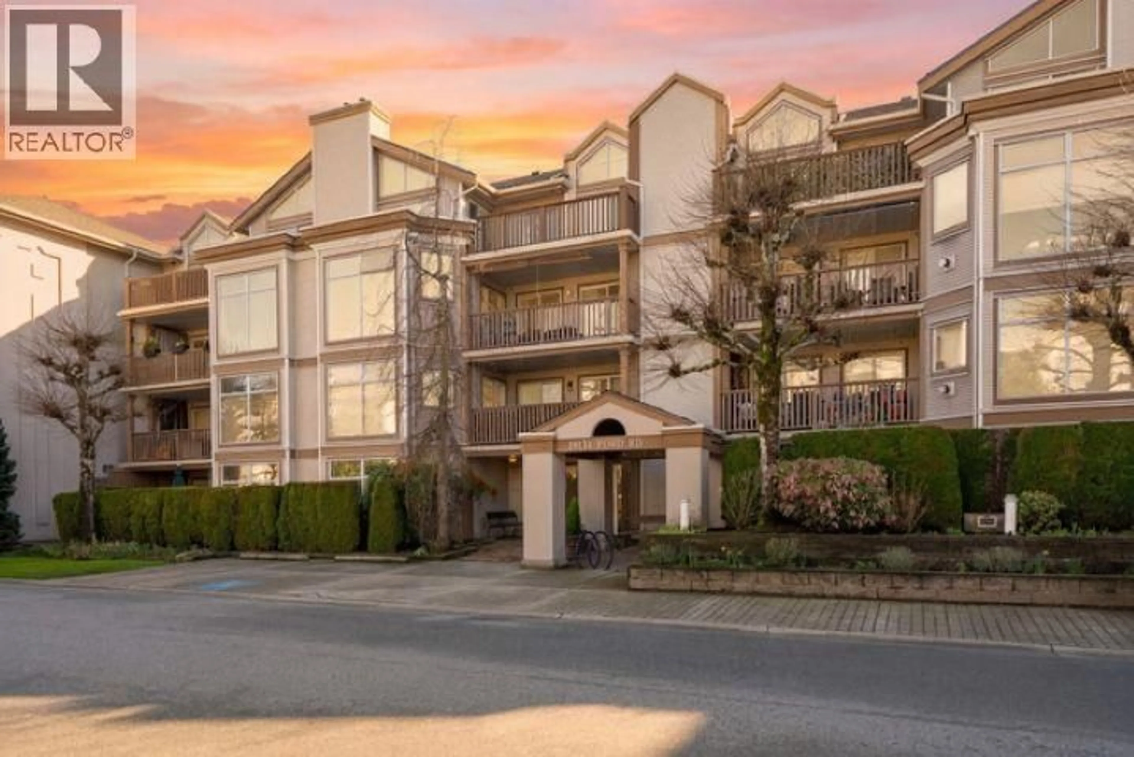 A pic from outside/outdoor area/front of a property/back of a property/a pic from drone, mountain view for 307 - 19131 FORD ROAD, Pitt Meadows British Columbia V3Y2R5