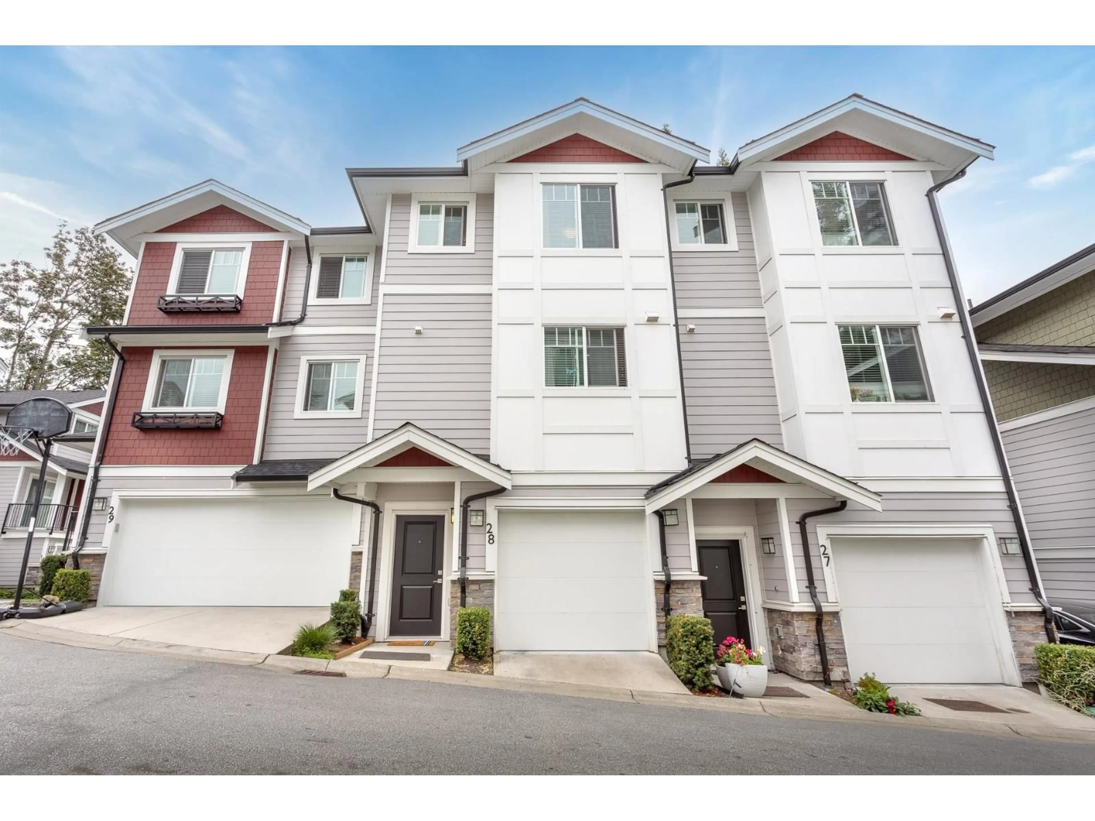 Home with vinyl exterior material, street for 28 - 6188 141 STREET, Surrey British Columbia V3X0J7