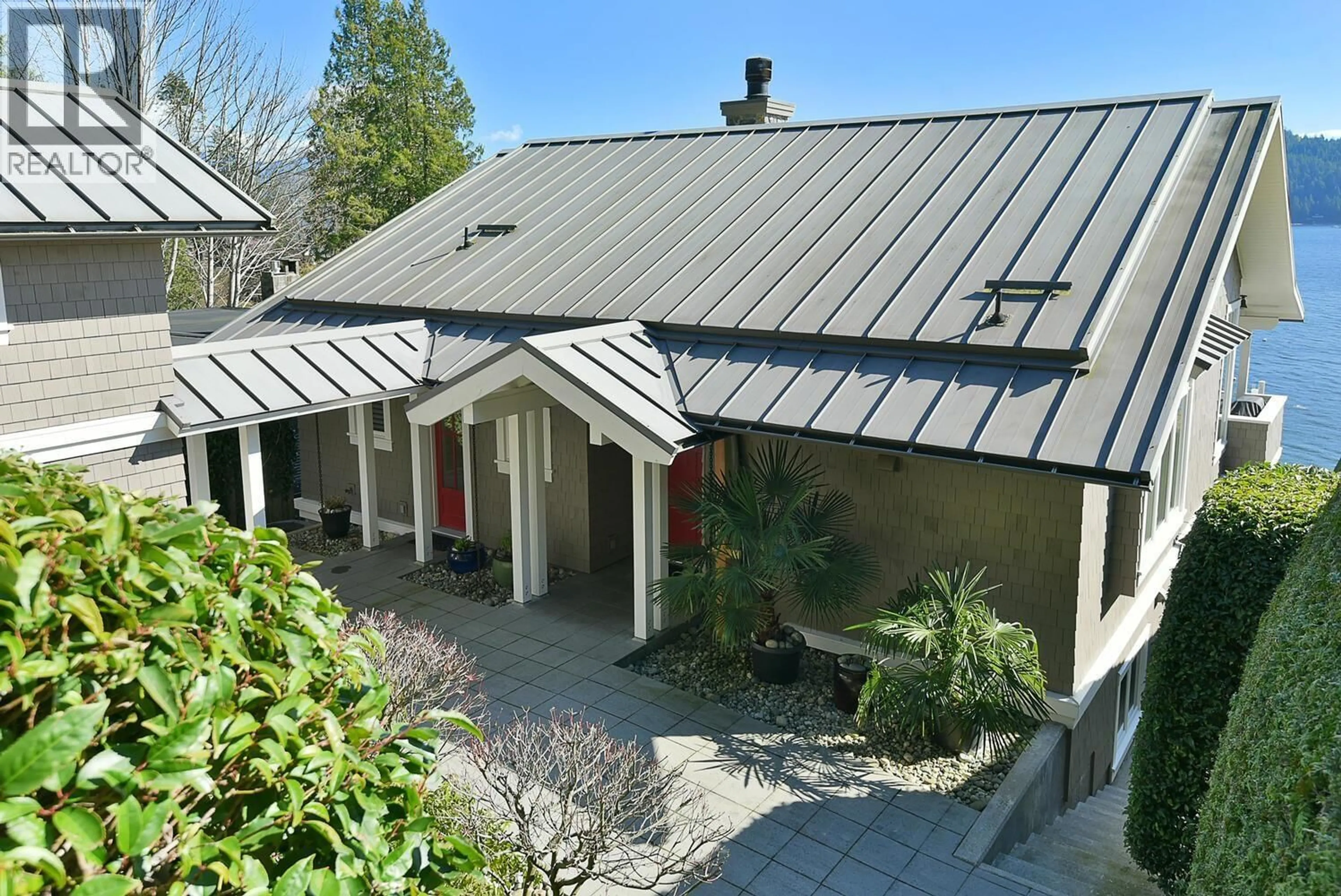 A pic from outside/outdoor area/front of a property/back of a property/a pic from drone, unknown for 894 MARINE DRIVE, Gibsons British Columbia V0N1V1