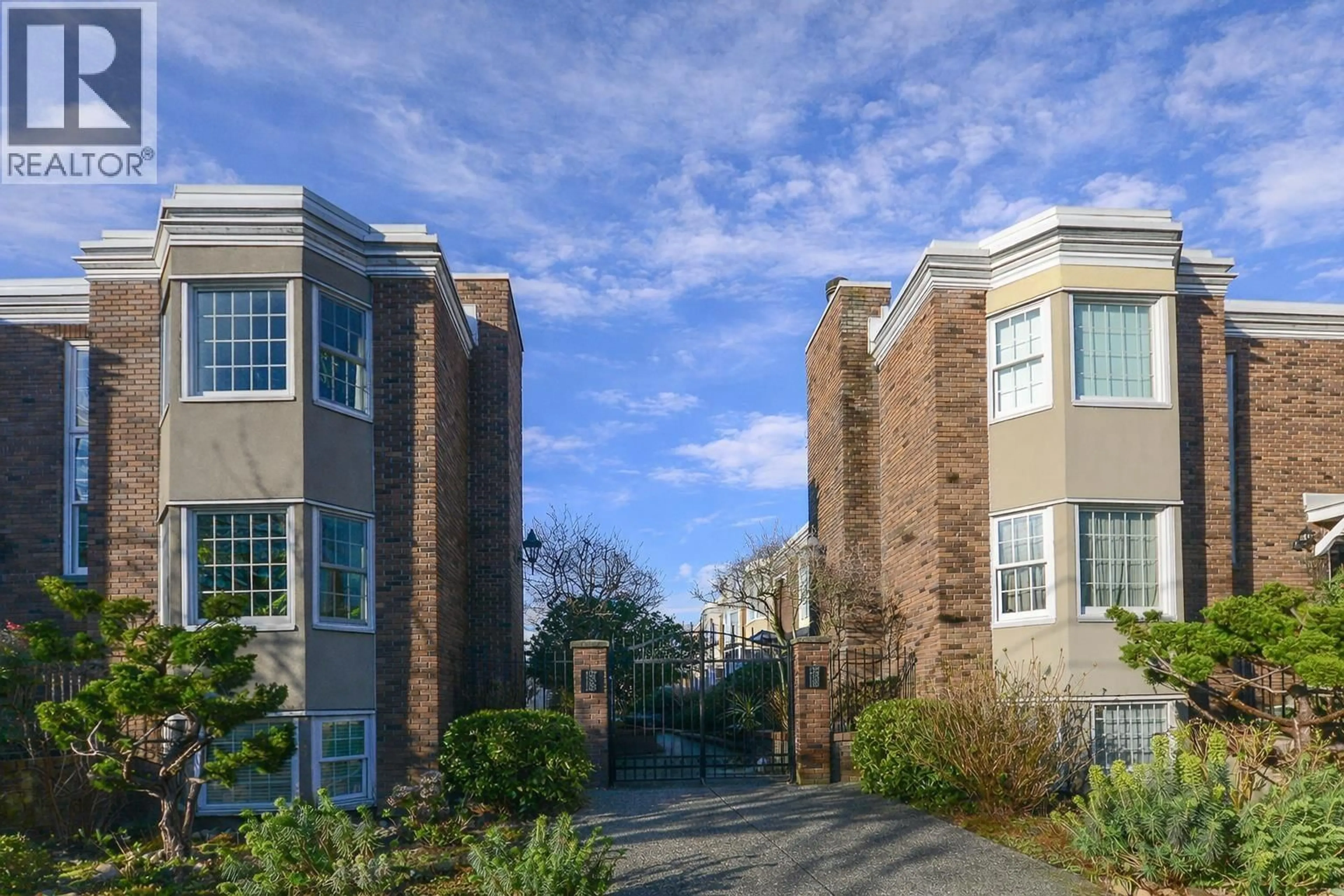 Unknown for 1355 7TH AVENUE, Vancouver British Columbia V6H1B8