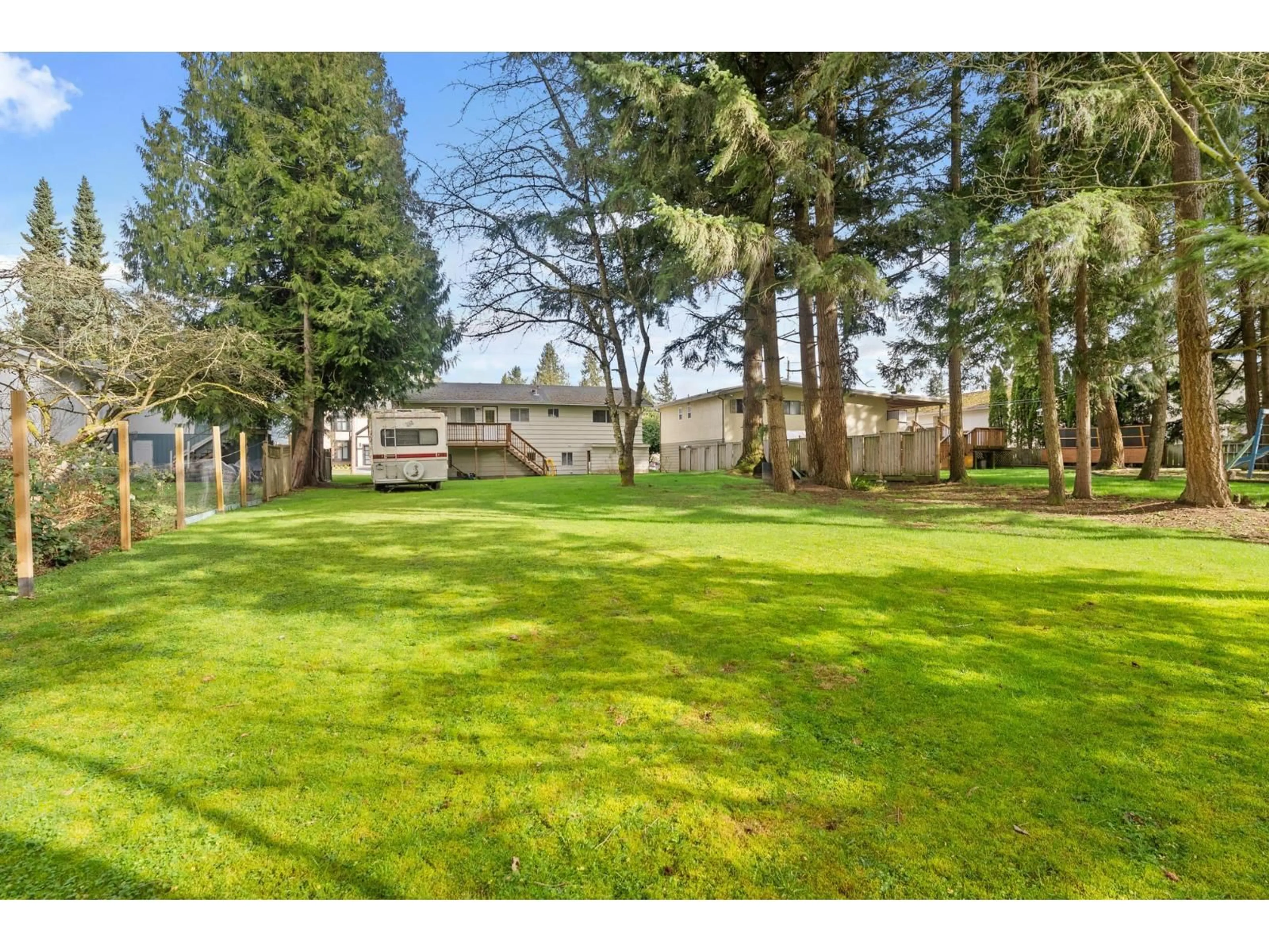 A pic from outside/outdoor area/front of a property/back of a property/a pic from drone, unknown for 7451 113 STREET, Delta British Columbia V4C5B2