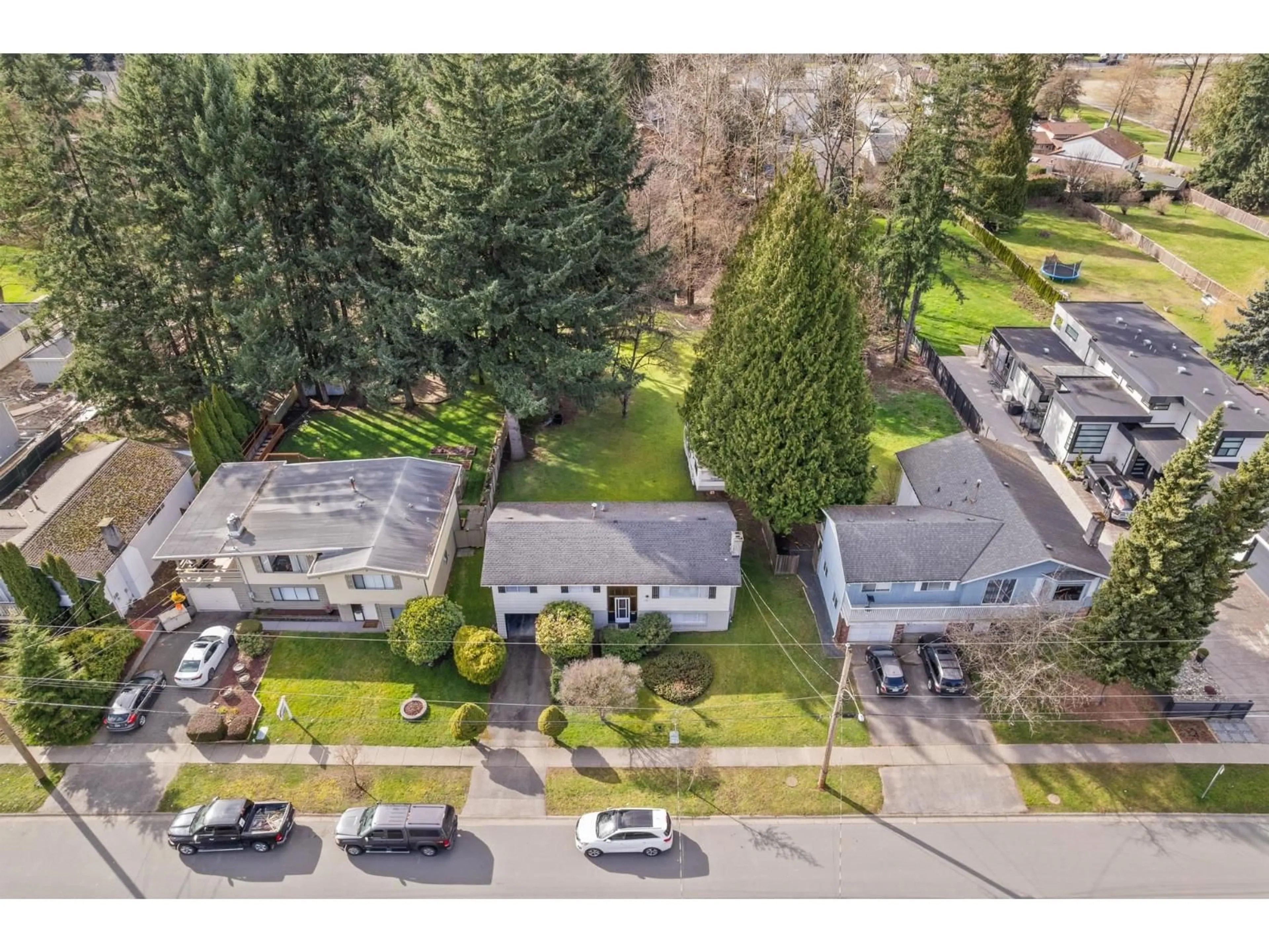 A pic from outside/outdoor area/front of a property/back of a property/a pic from drone, street for 7451 113 STREET, Delta British Columbia V4C5B2