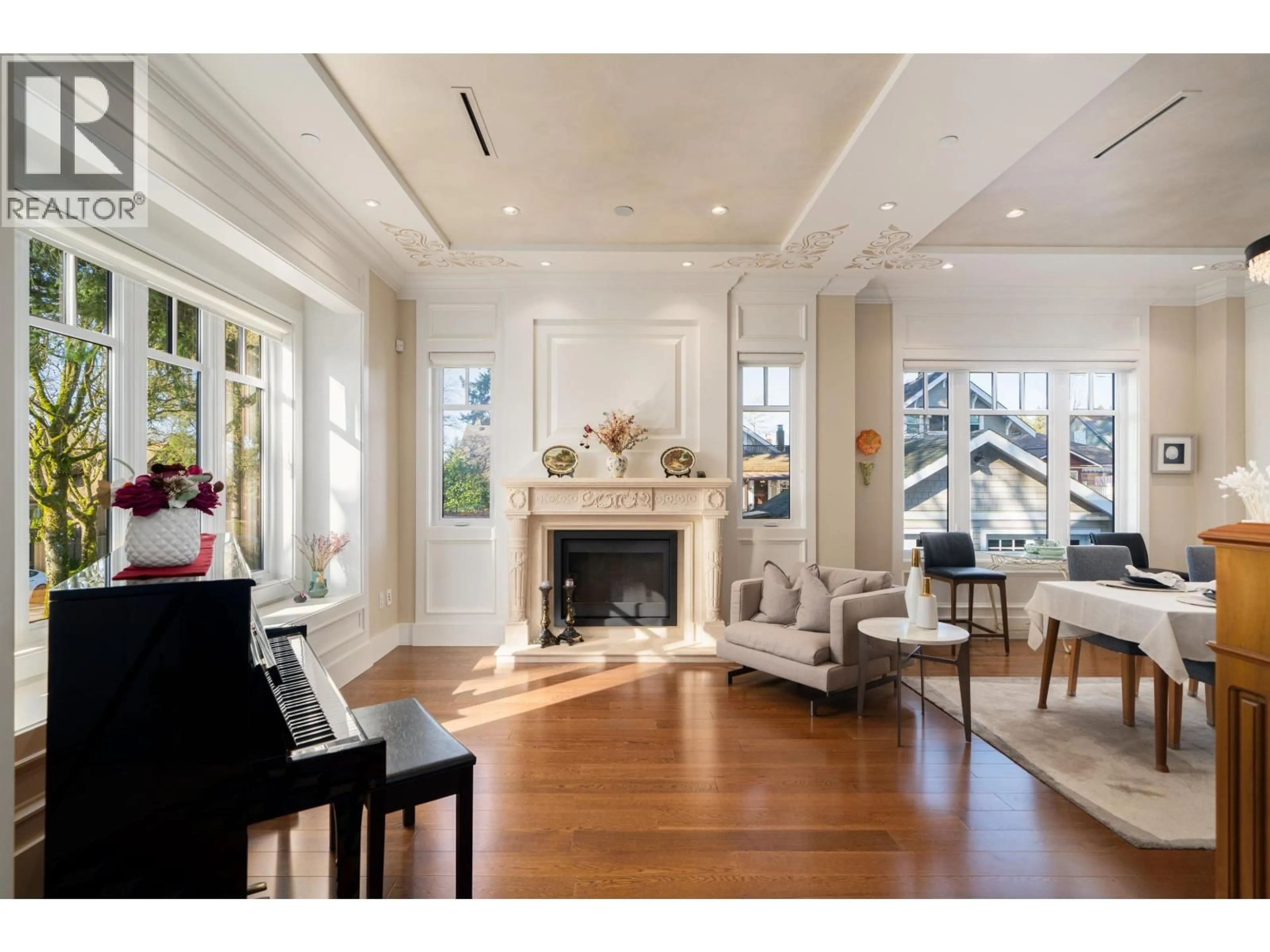 Unknown for 3287 38TH AVENUE, Vancouver British Columbia V6N2X5