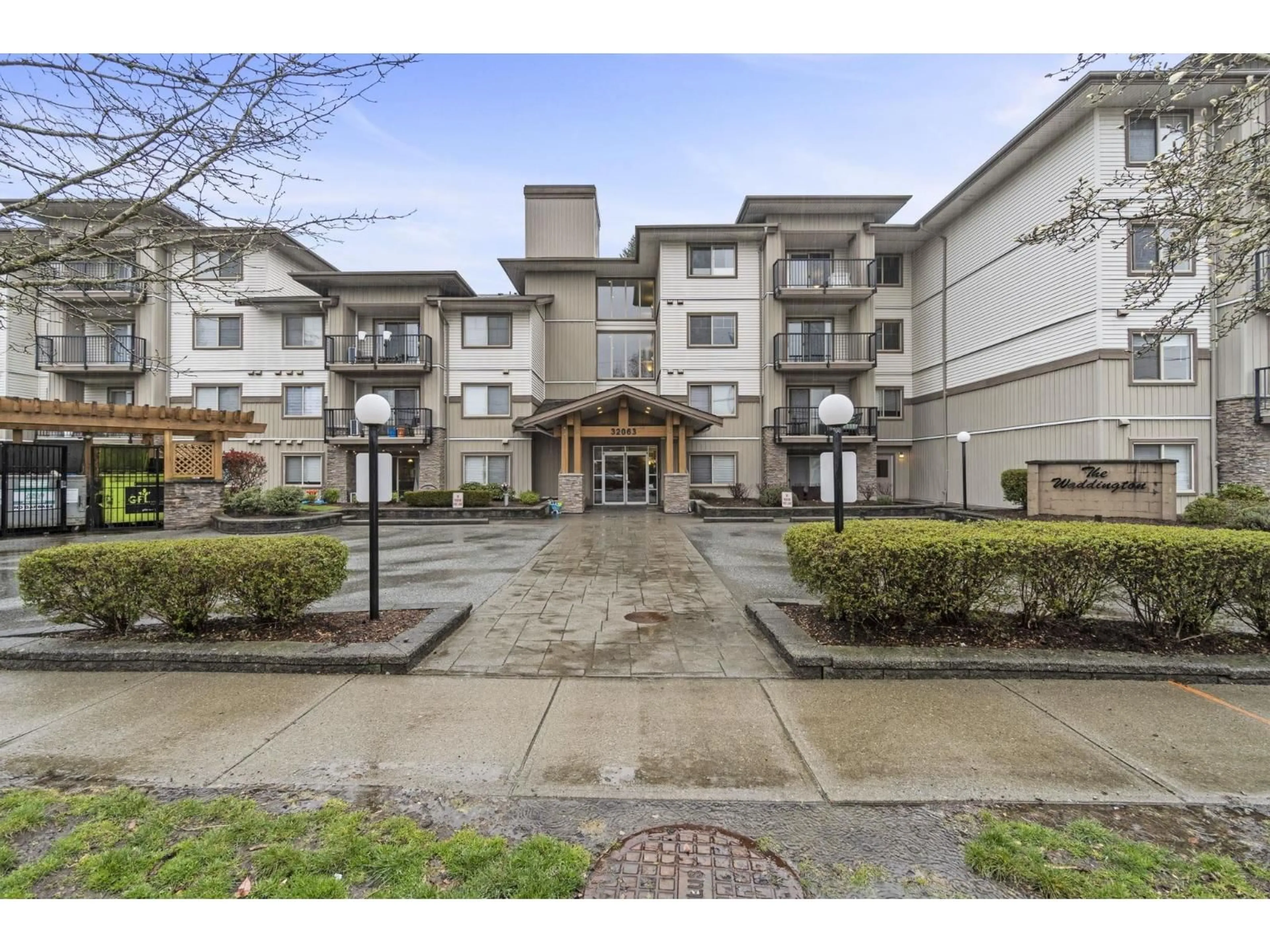 Unknown for 202 - 32063 MT WADDINGTON AVENUE, Abbotsford British Columbia V2T2E7