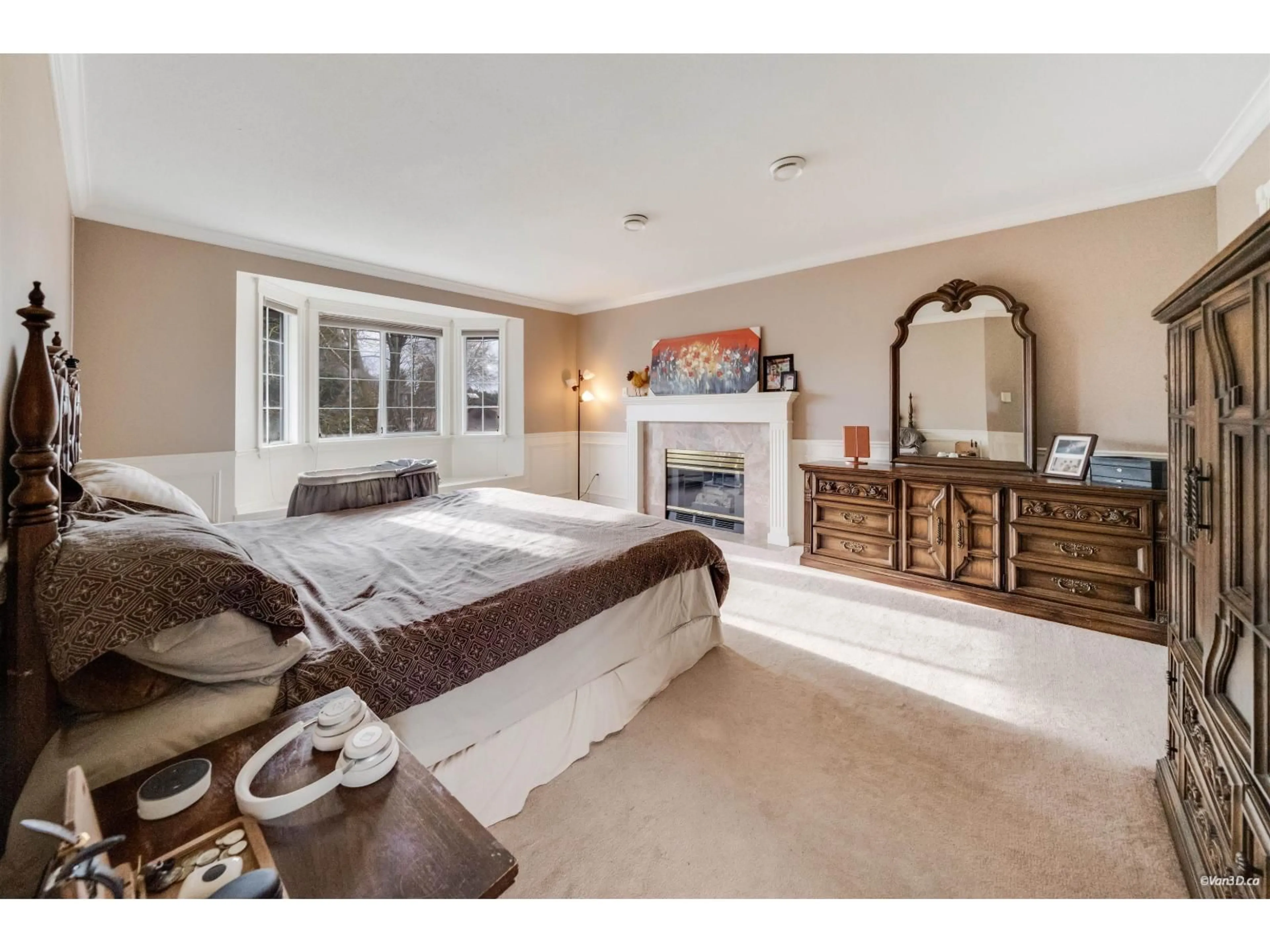 A pic of a room for 8569 141A STREET, Surrey British Columbia V3W0S3