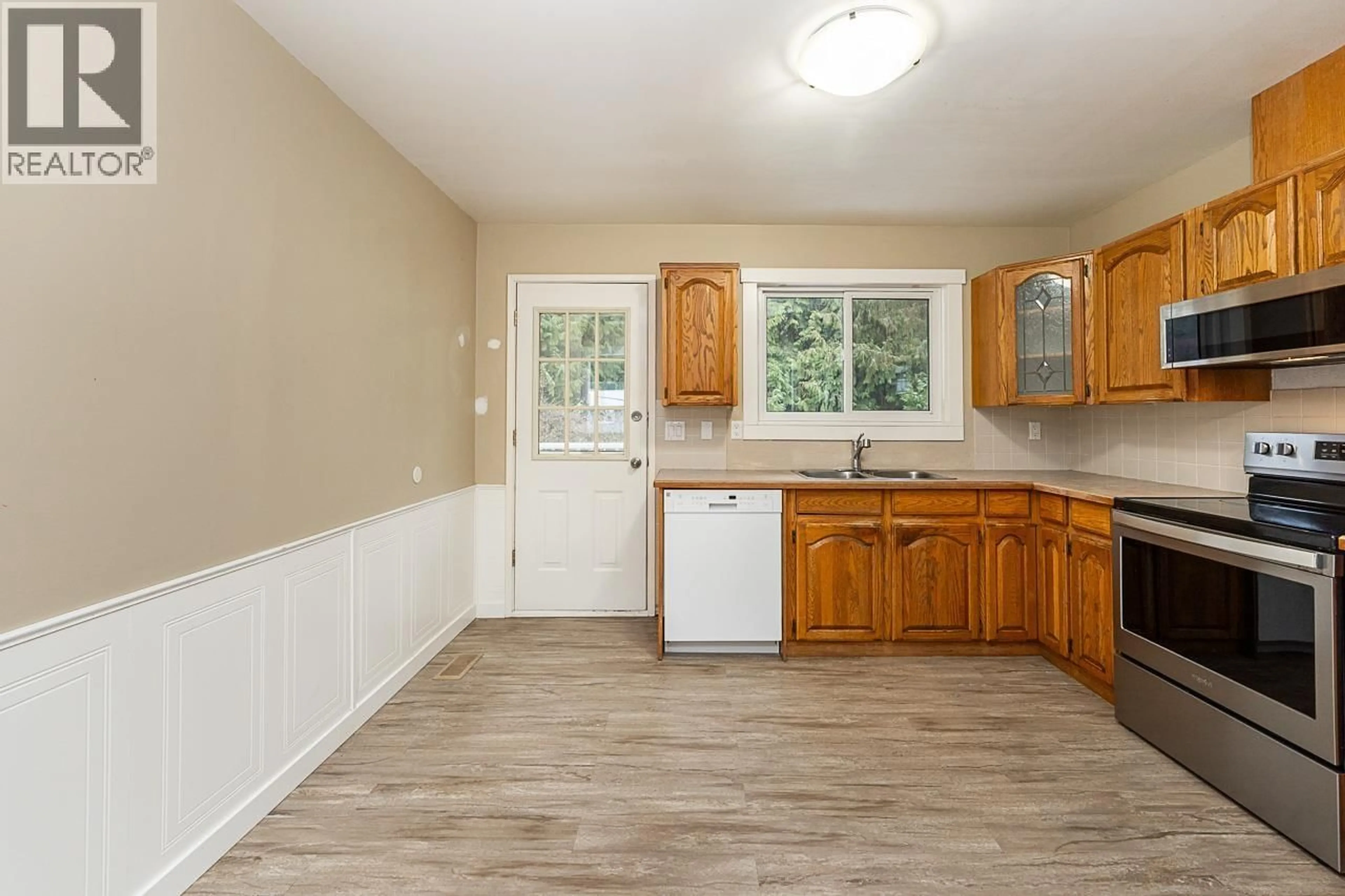 Unknown for 1819 CHALMERS AVENUE, Port Coquitlam British Columbia V3B2T3