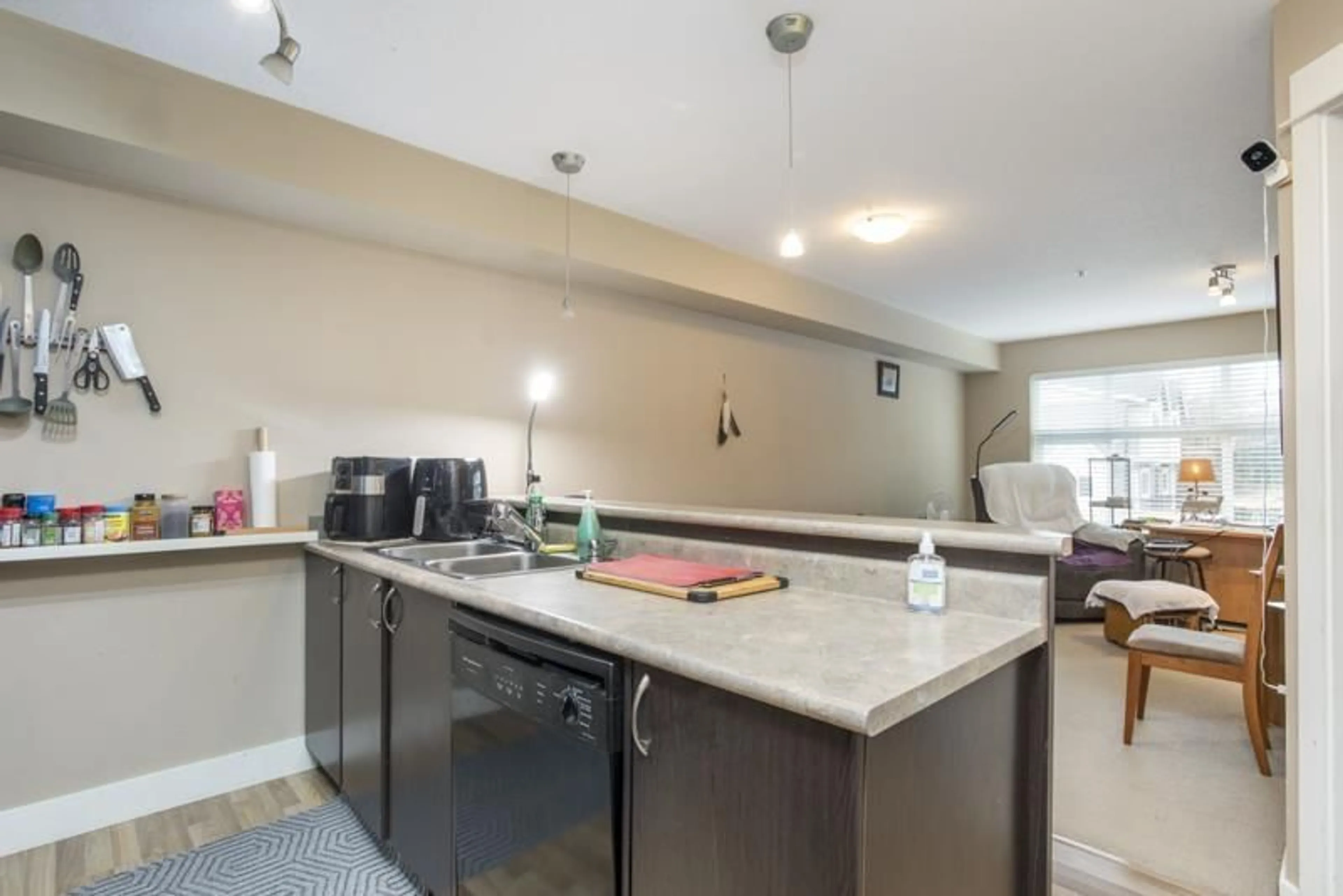 Open concept kitchen, unknown for 309 - 2515 PARK DRIVE, Abbotsford British Columbia V2S0B2