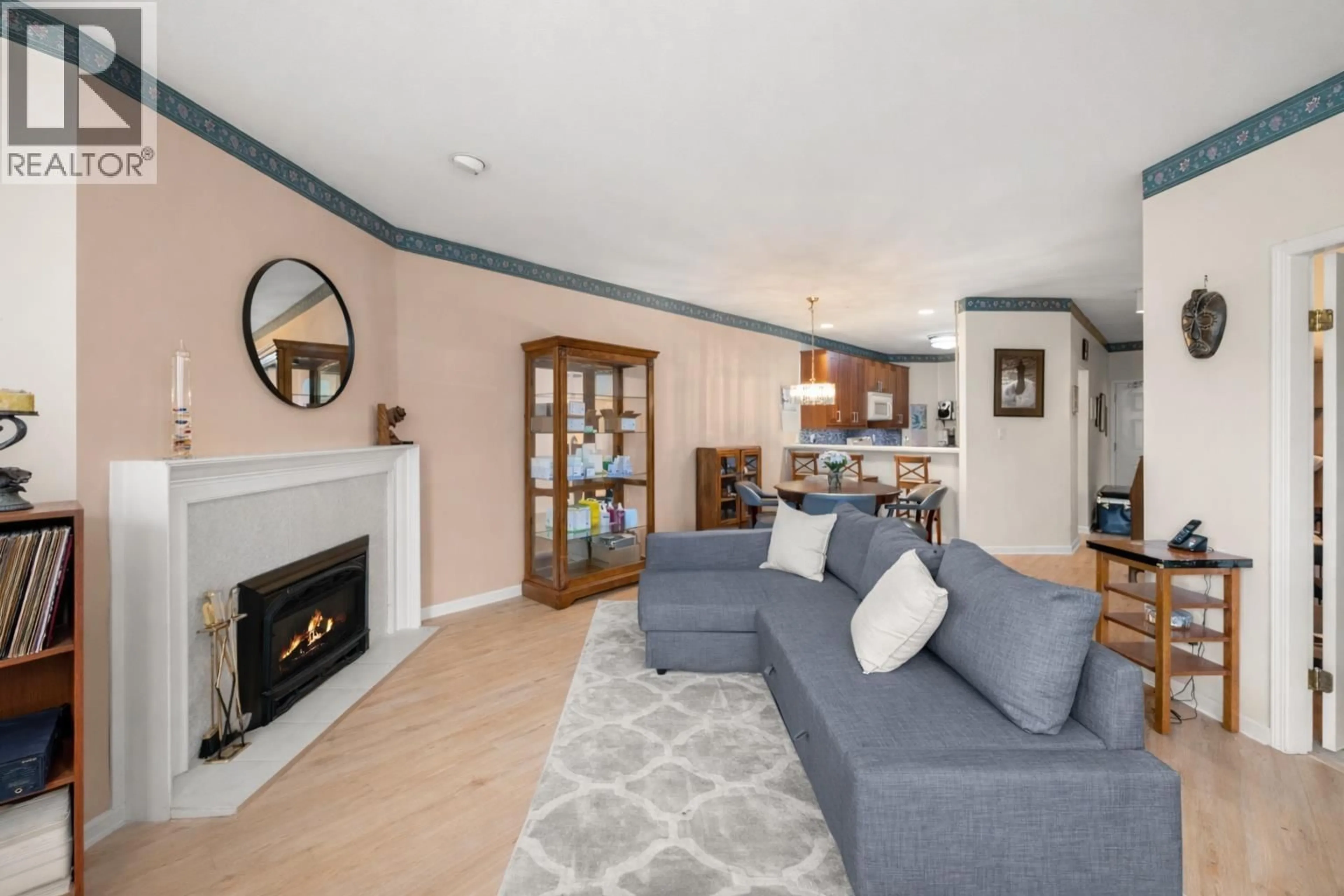 Living room with furniture, unknown for 108 - 4753 WEST RIVER ROAD, Delta British Columbia V4K1R9