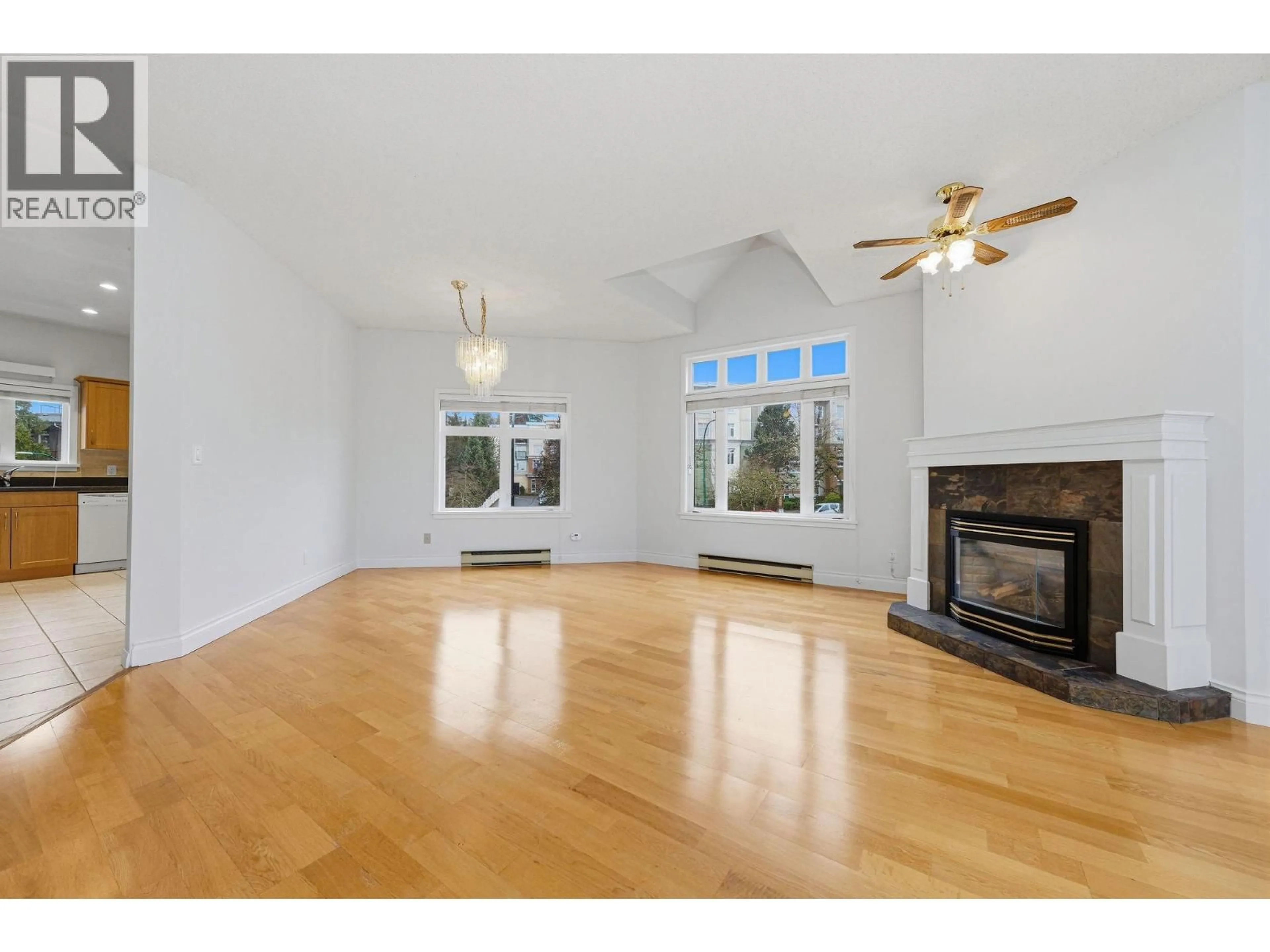 A pic of a room for 507 - 2800 CHESTERFIELD AVENUE, North Vancouver British Columbia V7N4M1