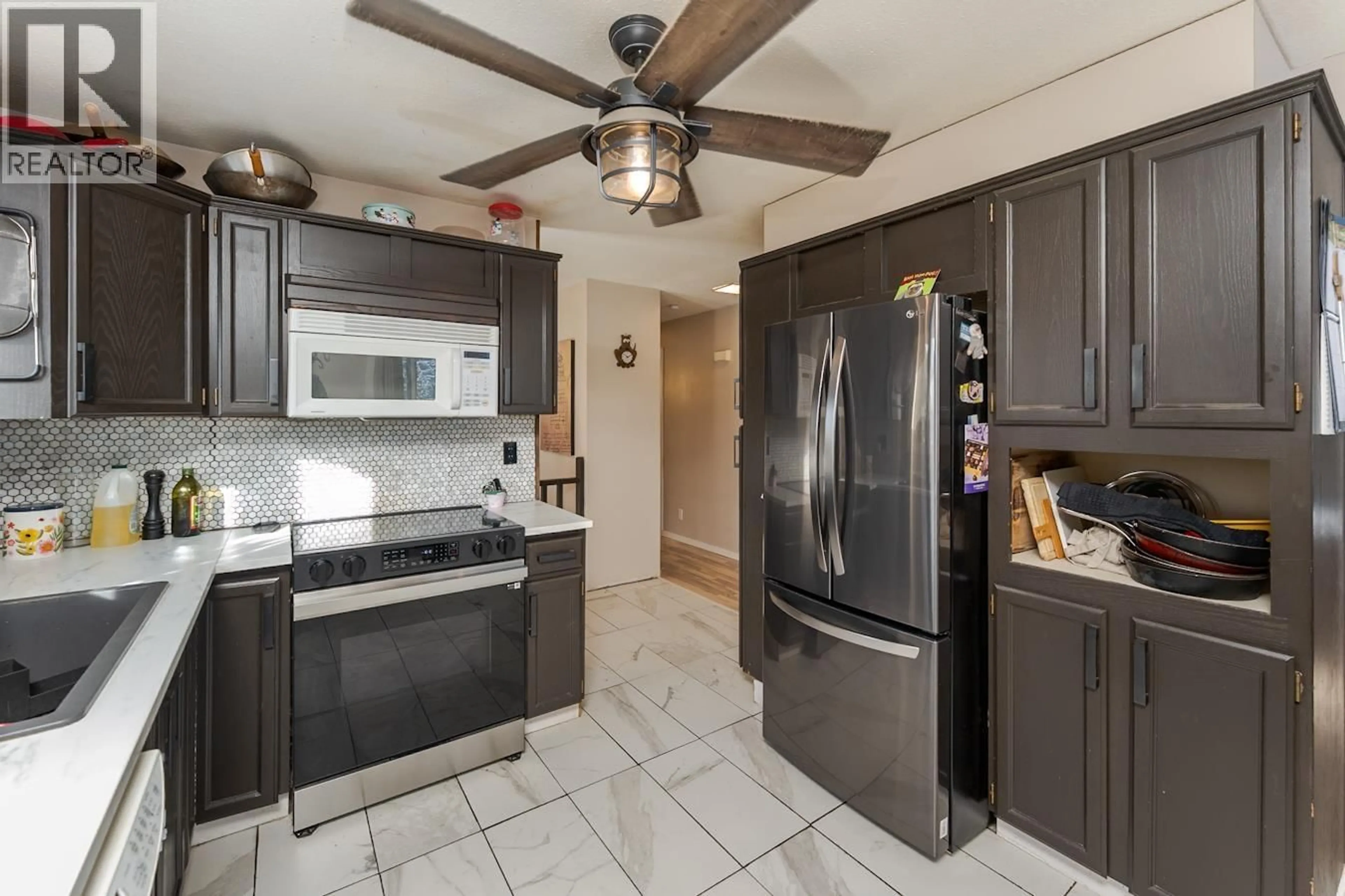 Unknown for 239 FERN CRESCENT, Prince George British Columbia V2N1J5